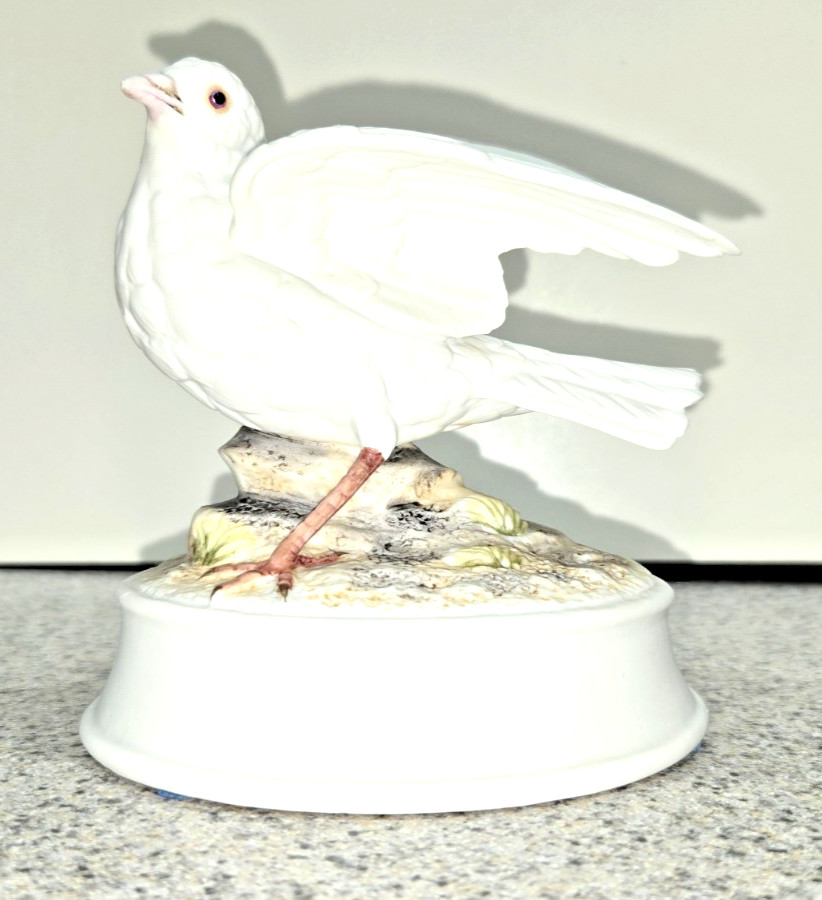 Vintage White Porcelain Dove Figurine Rotating Music Box Detailed Wings Statue