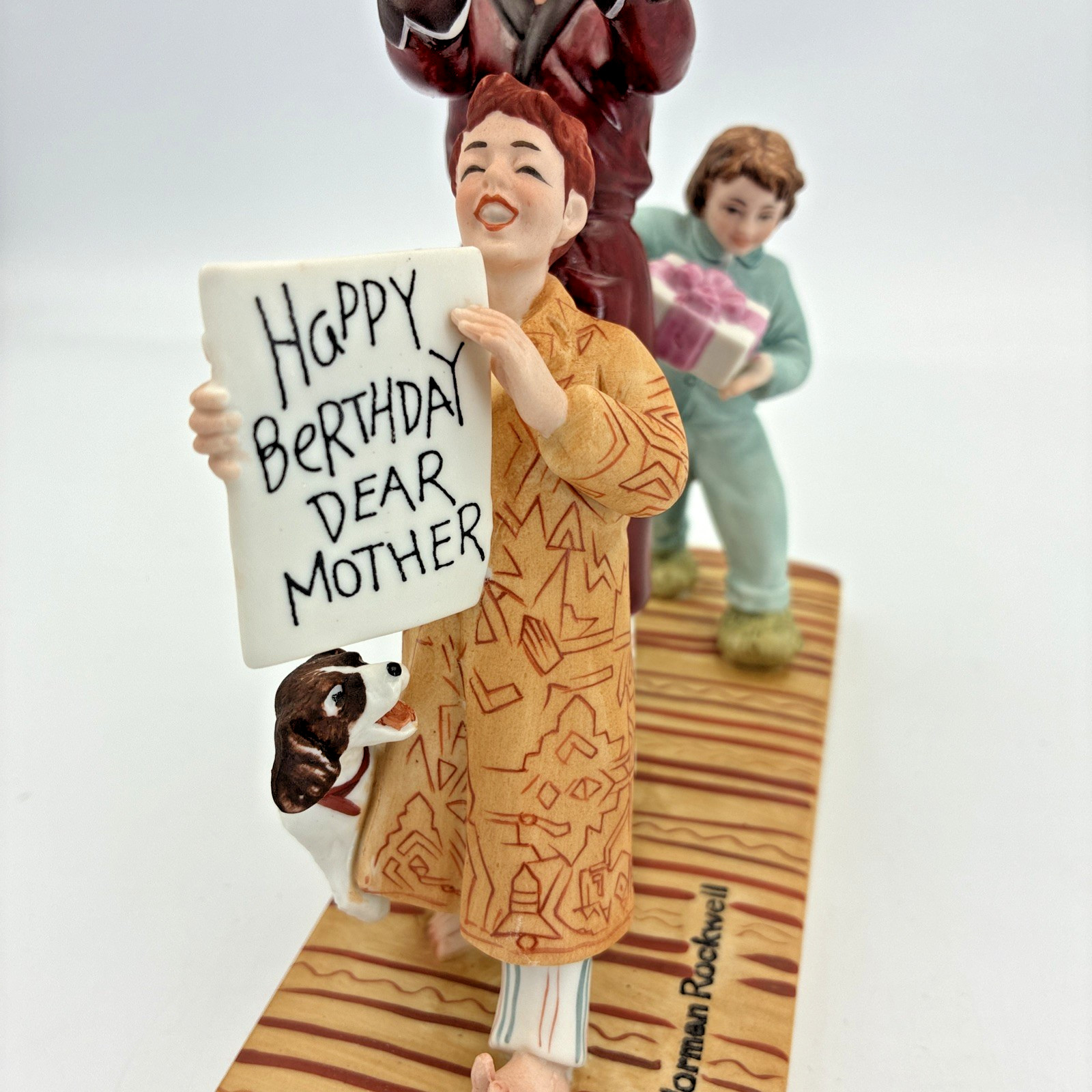 Norman Rockwell Happy Berthday Dear Mother Porcelain Figurine 79 American Family