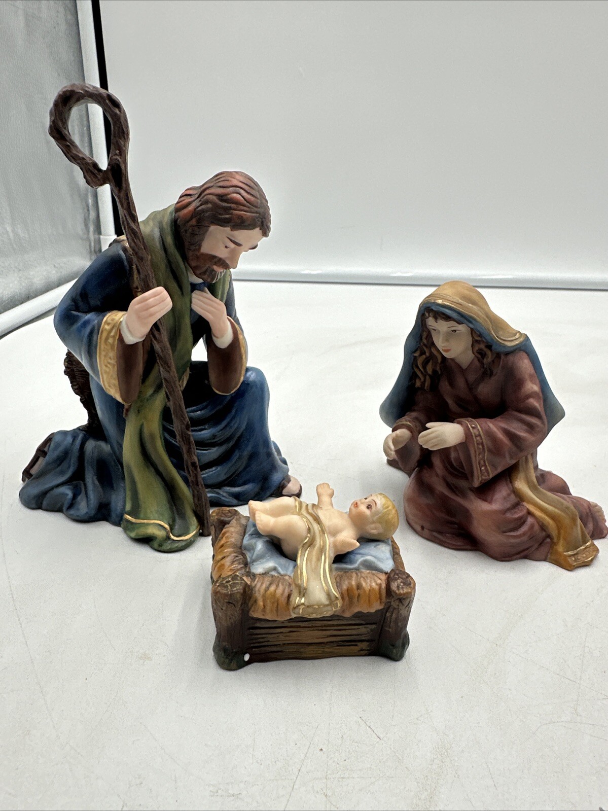 Hawthorne Village Christ Child Mother Mary and Father Joseph Thomas Kinkade 2001