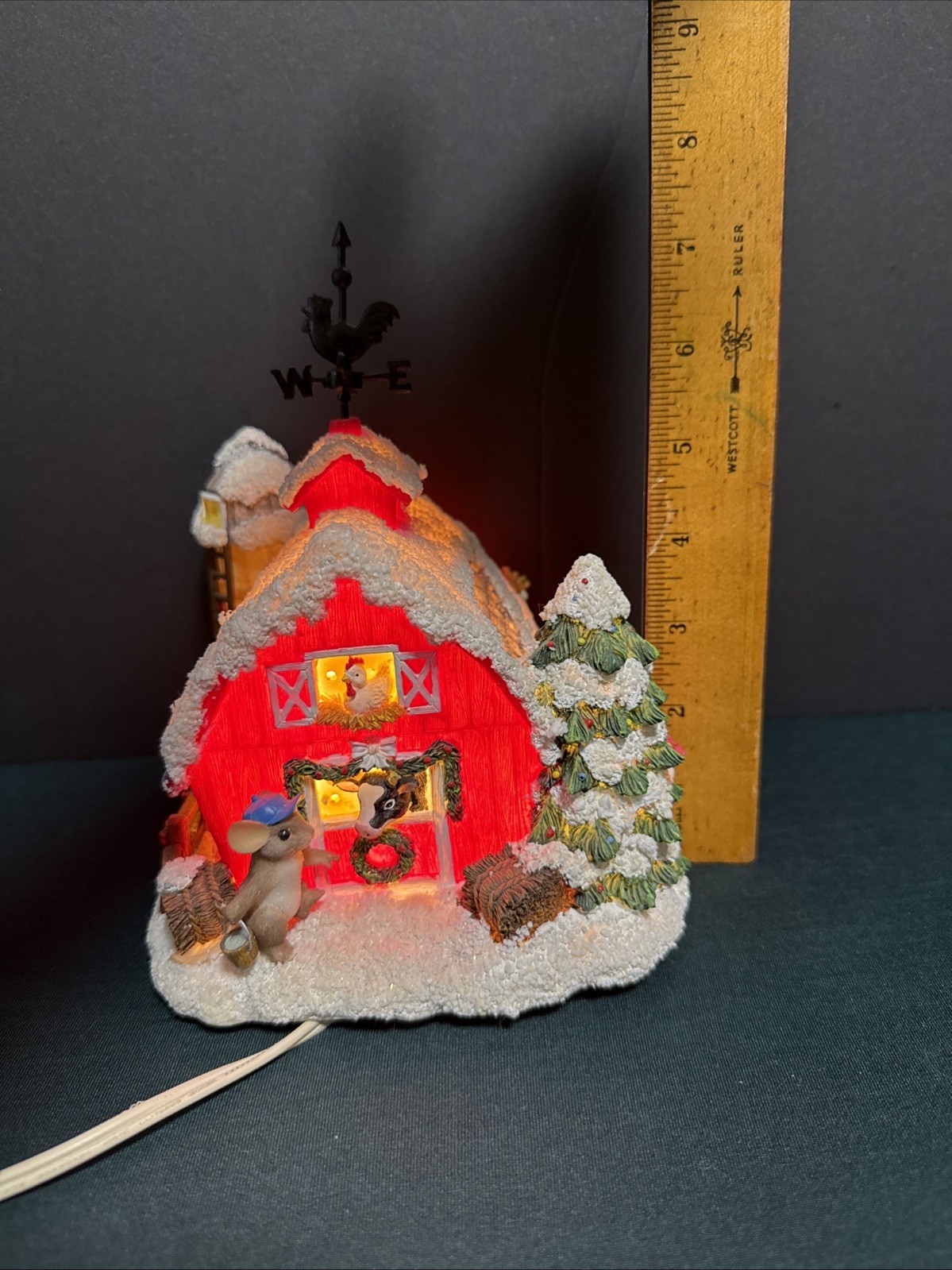 Charming Tails The Merry Little Dairy DEAN GRIFF Christmas Red Barn Farm Decor