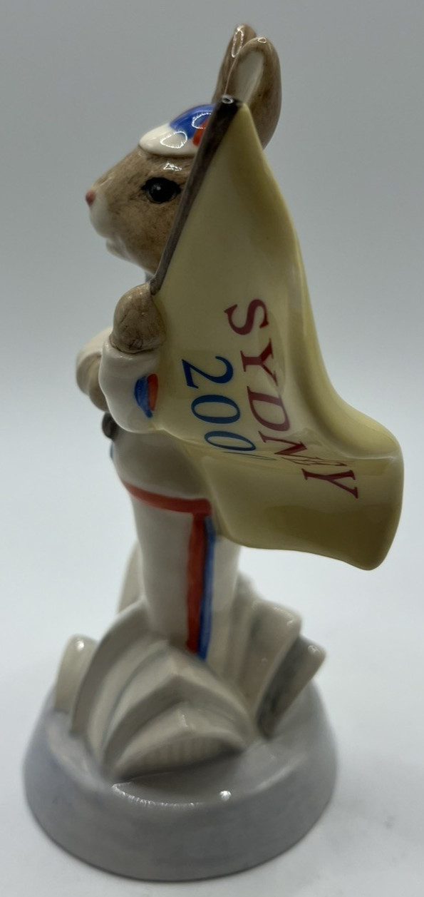 Royal Doulton Bunnykins Figurine DB 216 England Athlete w/ COA LE #737/2500