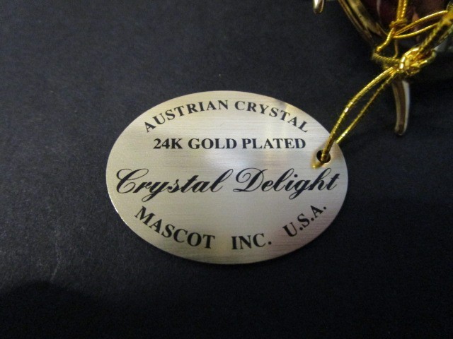 24K GOLD PLATED LADY BUG WITH AUSTRIAN CRYSTAL