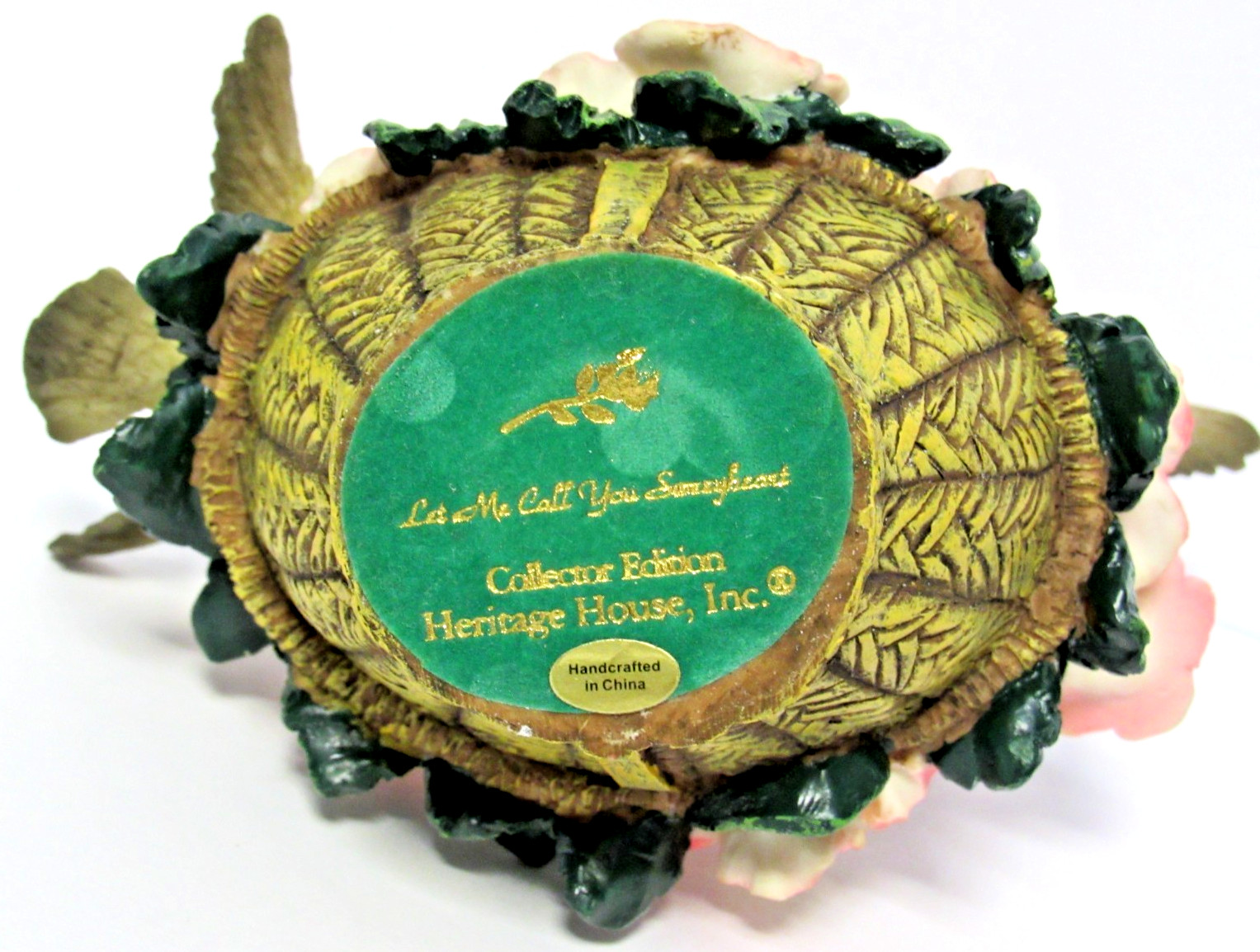 HERITAGE HOUSE “HUMMINGBIRDS ON FLOWER BASKET” ~ (5.25″ TALL) ~ ** PORCELAIN **