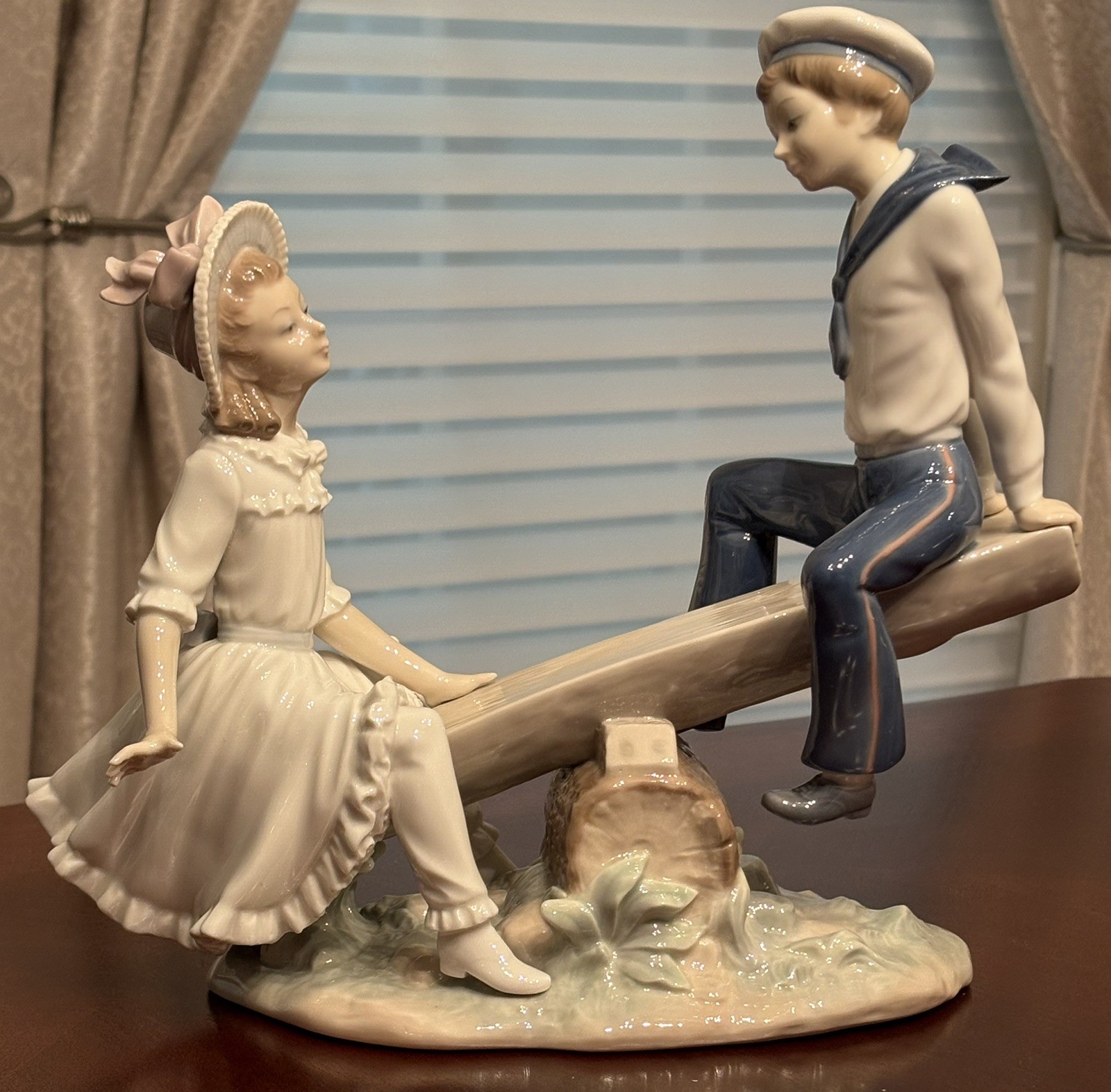 LLADRO Sailor Boy & Girl Seesaw Figurine #1255 Gloss Finish Retired Mint Cond
