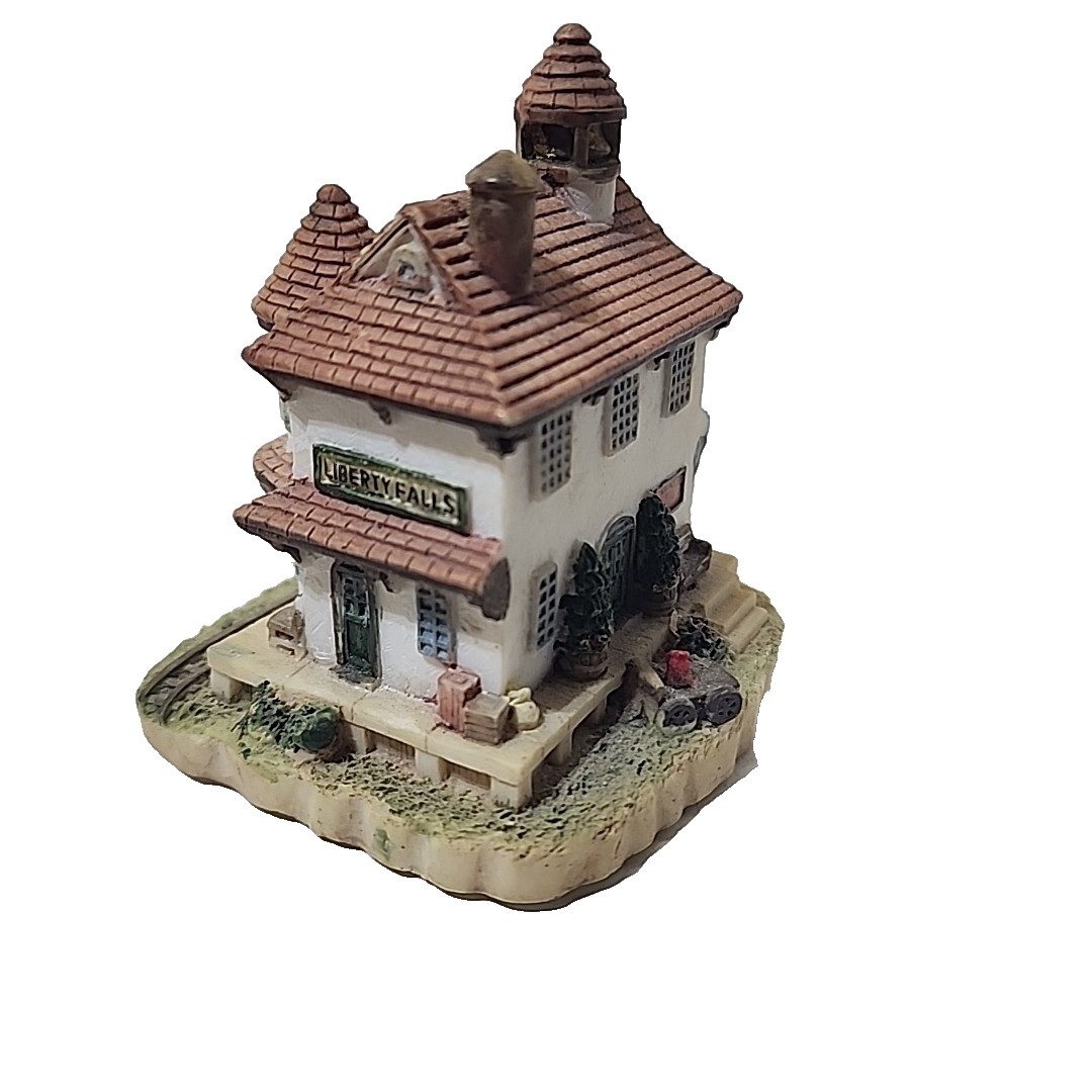 Liberty Falls Village Building Miniature Americana Train Station 3.25in