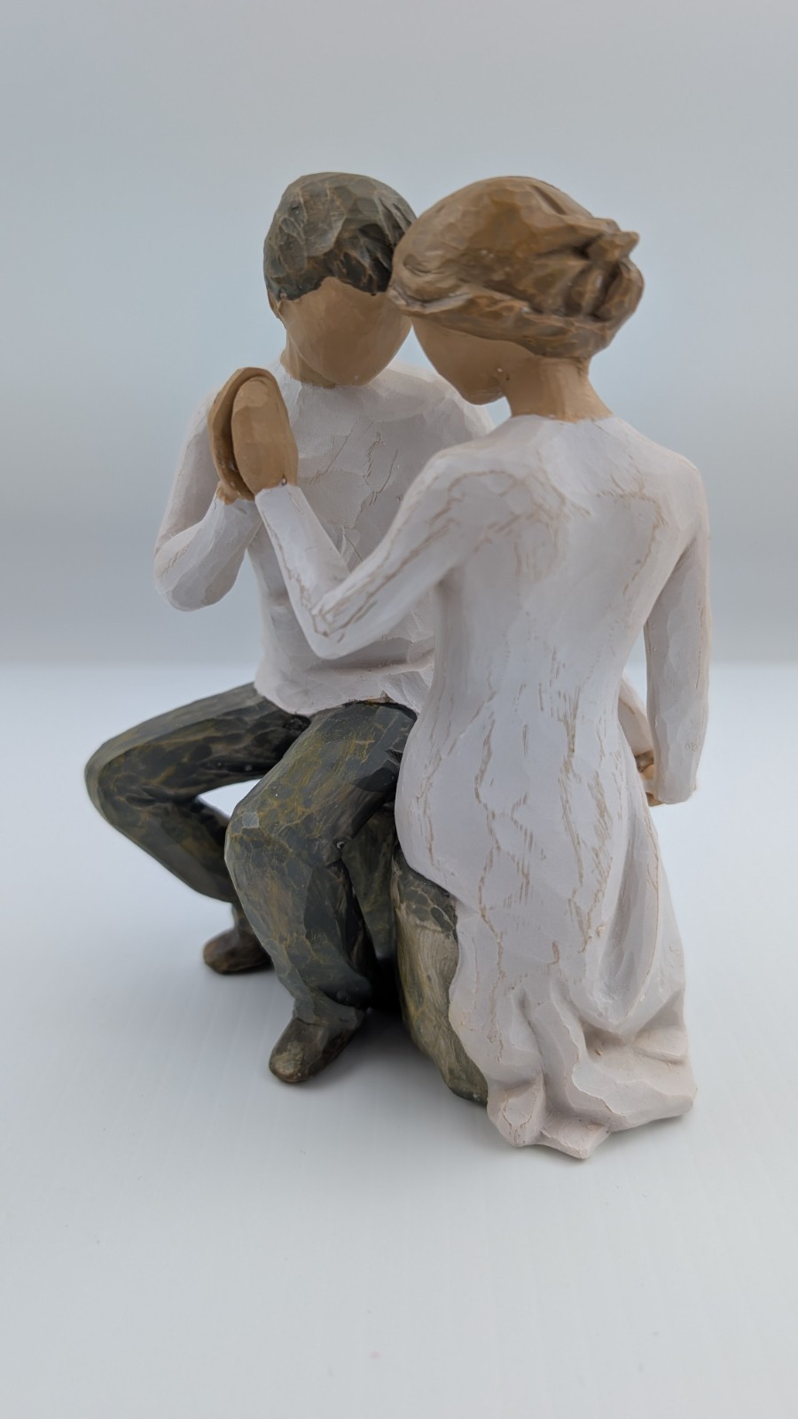 Willow Tree Figurine Around You 27182 By Susan Lordi Demdaco with Box