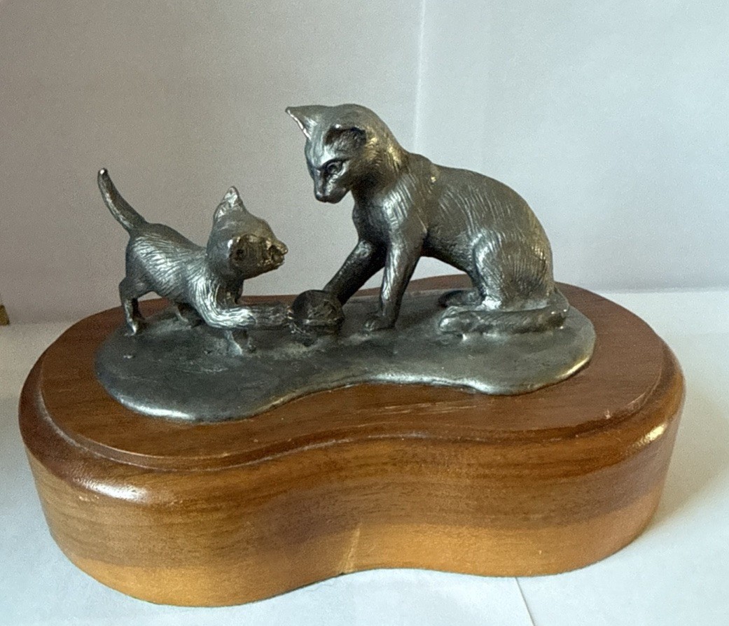 Michael Ricker Pewter Mama Cat Playing w Kitten on Wooden Base