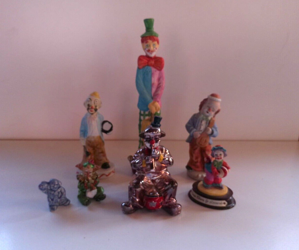 Vintage Ceramic Clown Figurines LOT of (7) Variety of Sizes 1-1/2″ to 9″ Tall
