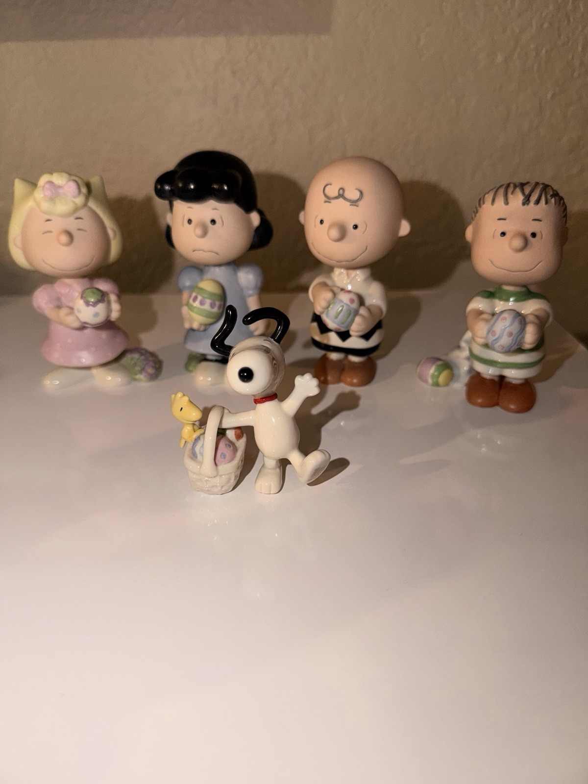 Lenox Peanuts It’s The Easter Beagle Charlie Brown Set Of 5