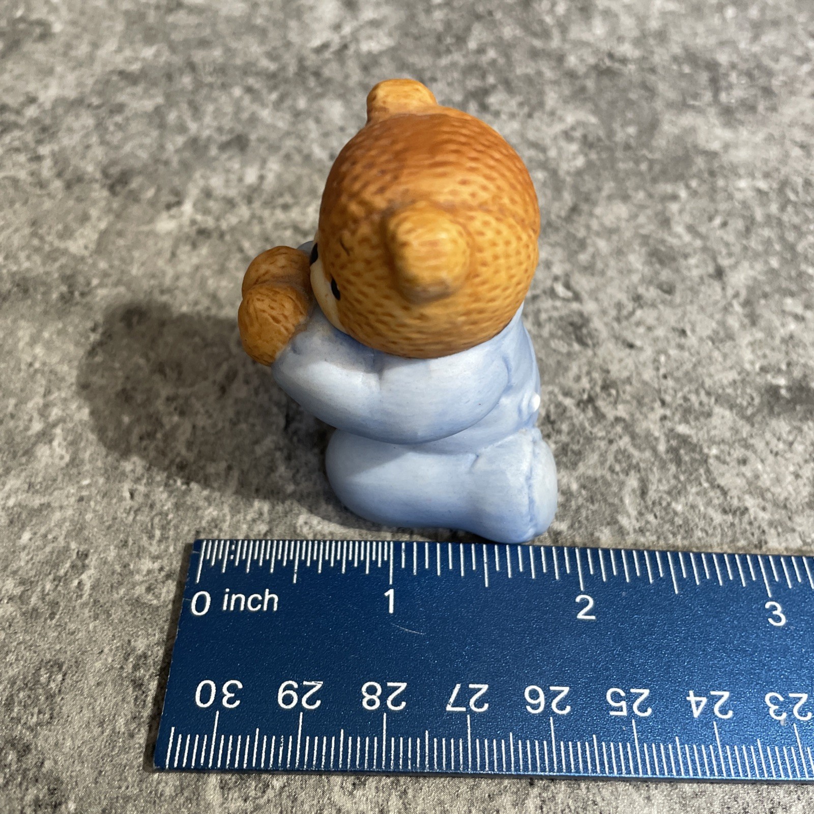 Lucy & Me Enesco Lucy Rigg Bear Praying Holy Bible Teddy Bear Figurine LR-1