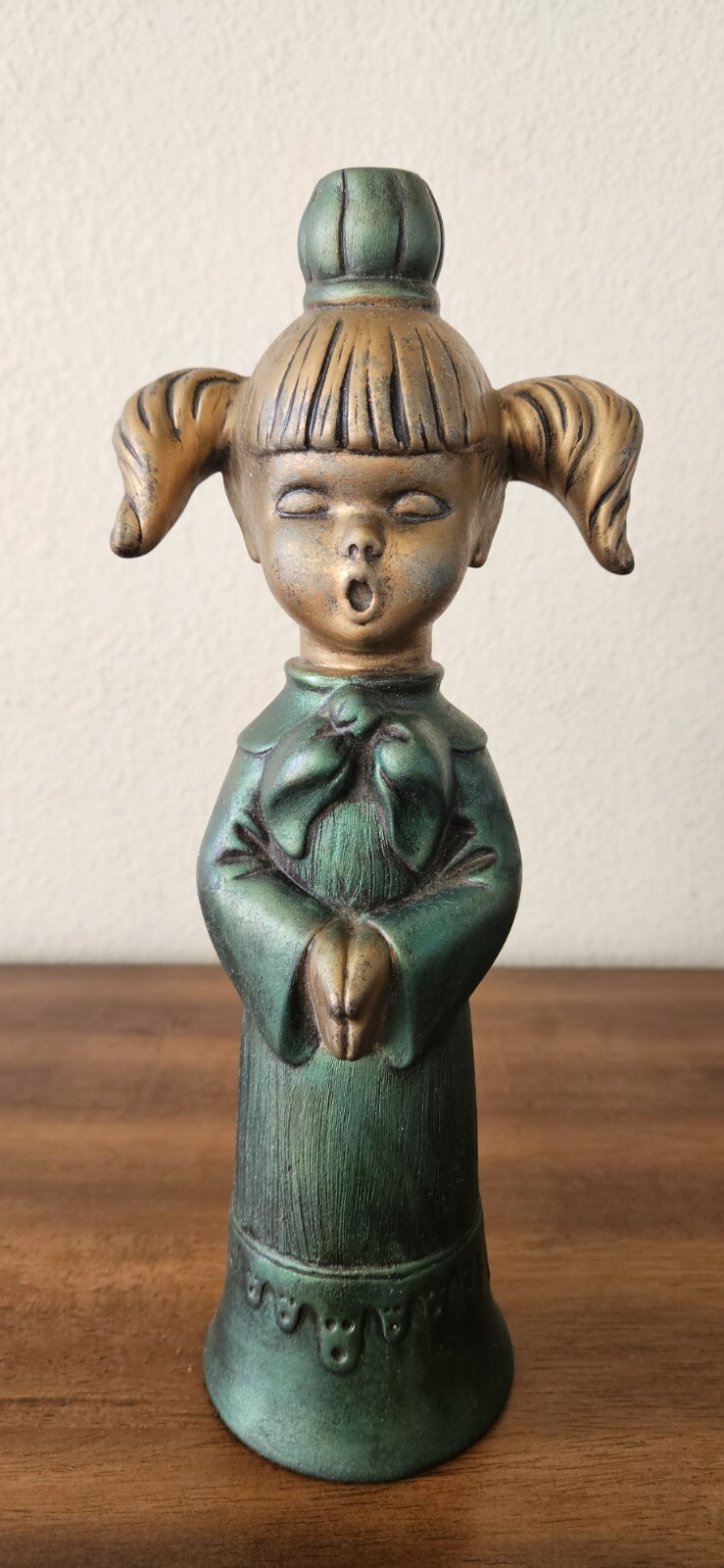 Angel Caroling Singing Christmas Decor. Ceramic Girl VTG 60s. 11 1/4”H.Atlantic?