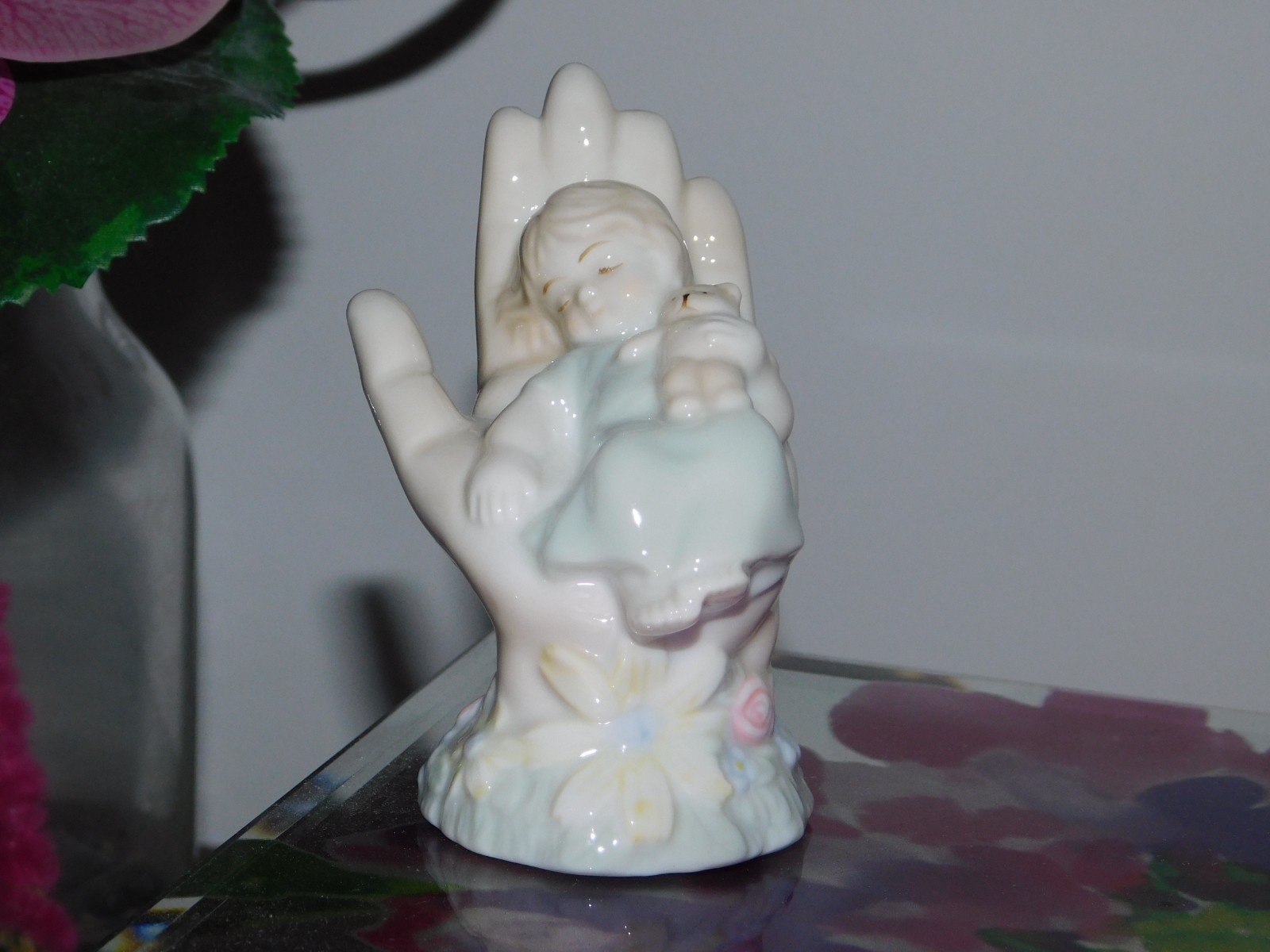 HOUSE OF LLOYD “IN GOD’S HAND” PORCELAIN FIGURINE SLEEPING CHILD W/TEDDY