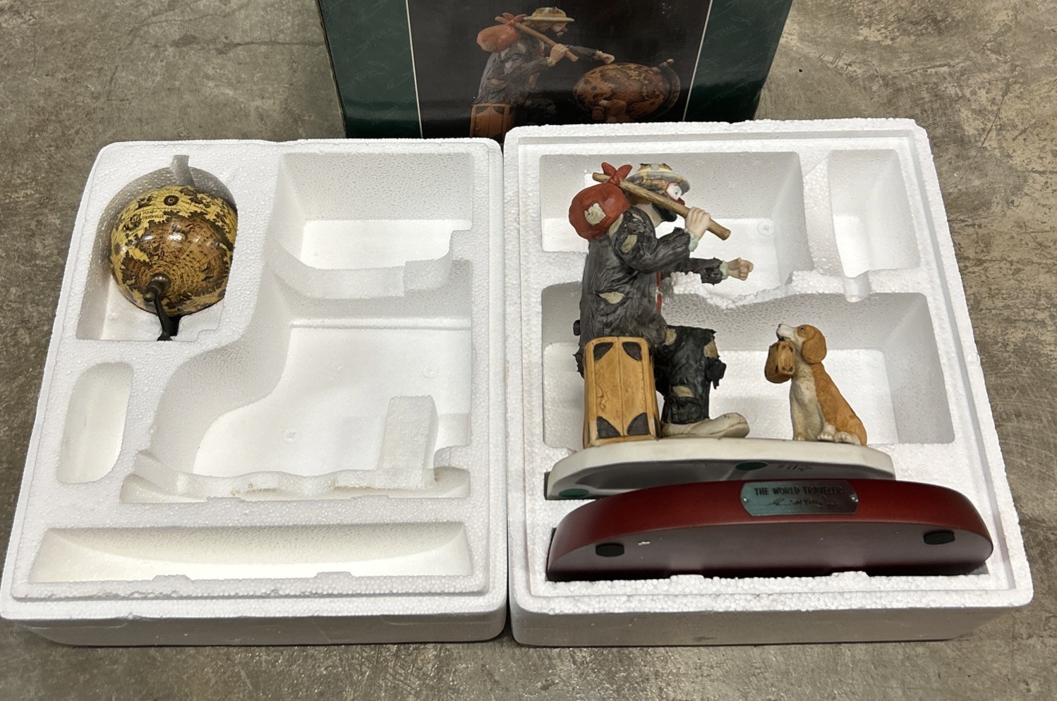 Emmett Kelly Jr. “THE WORLD TRAVELER” Figurine Block Sale LE /1200 – Flambro