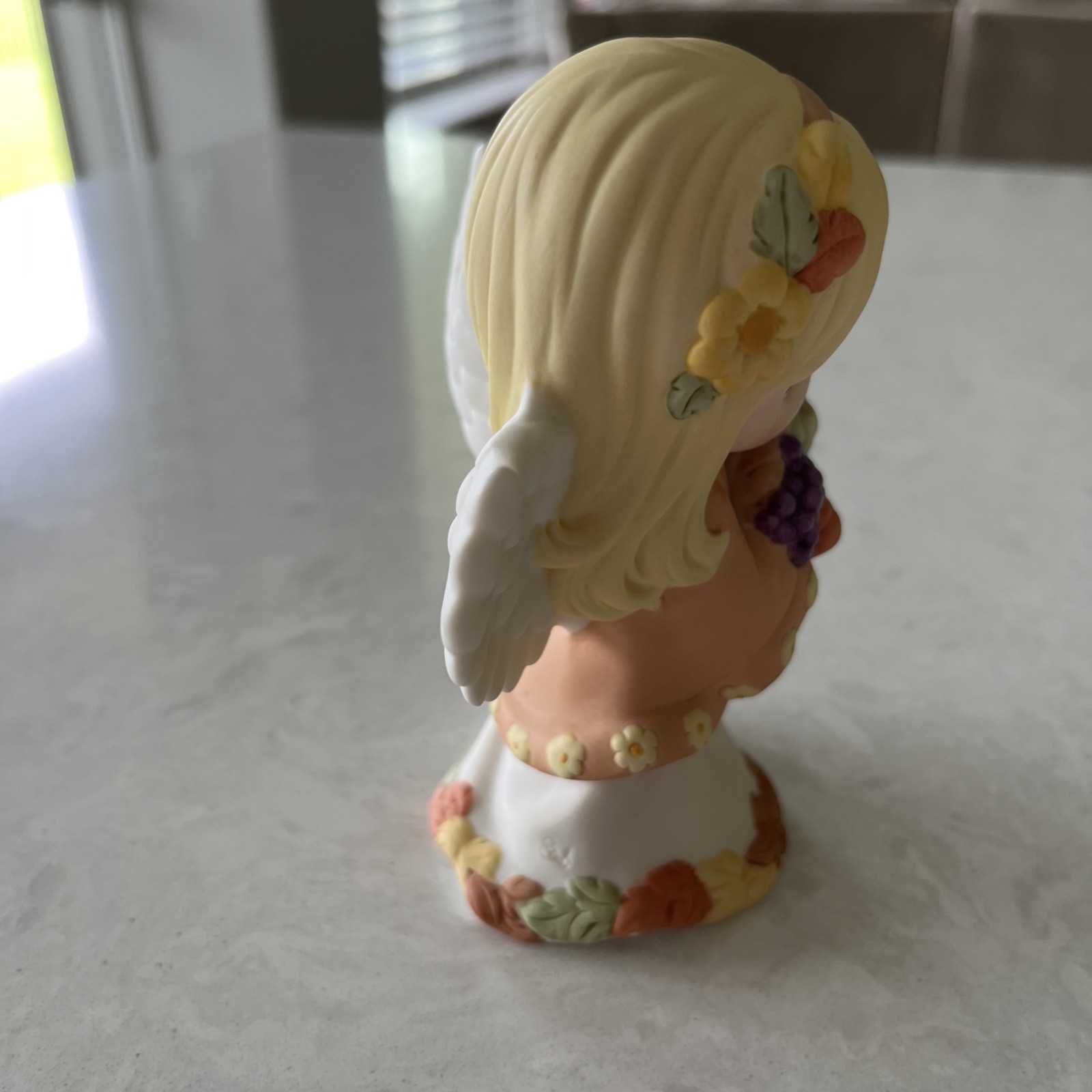 Precious Moments THE GENEROSITY OF HIS PROMISE – FALL/HARVEST Angel 113093