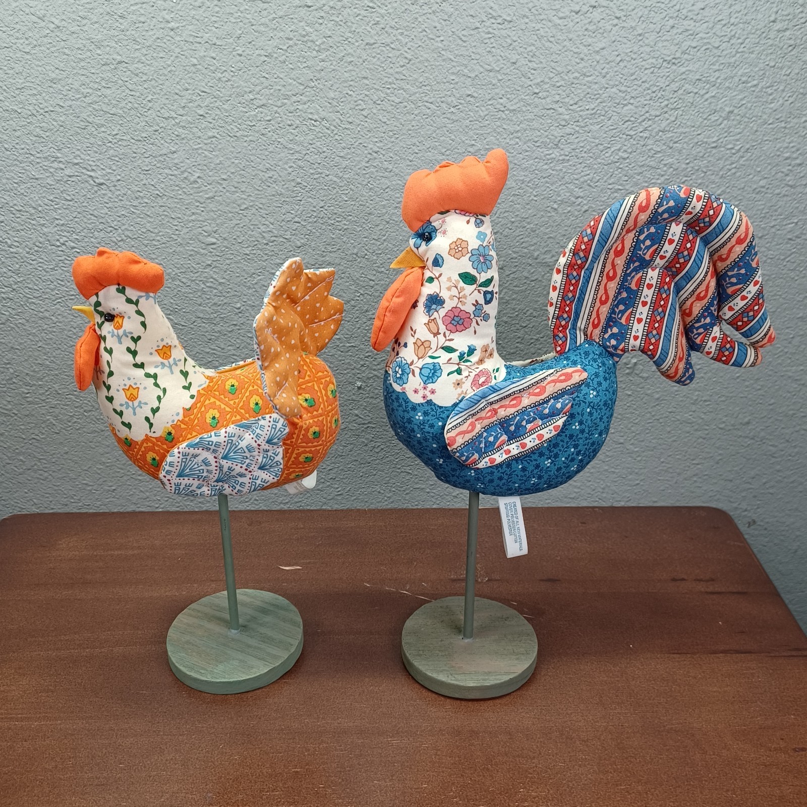 Avon Patchwork Pals Pomander Rooster & Hen on Wood Stand Farmhouse Decor 1980s