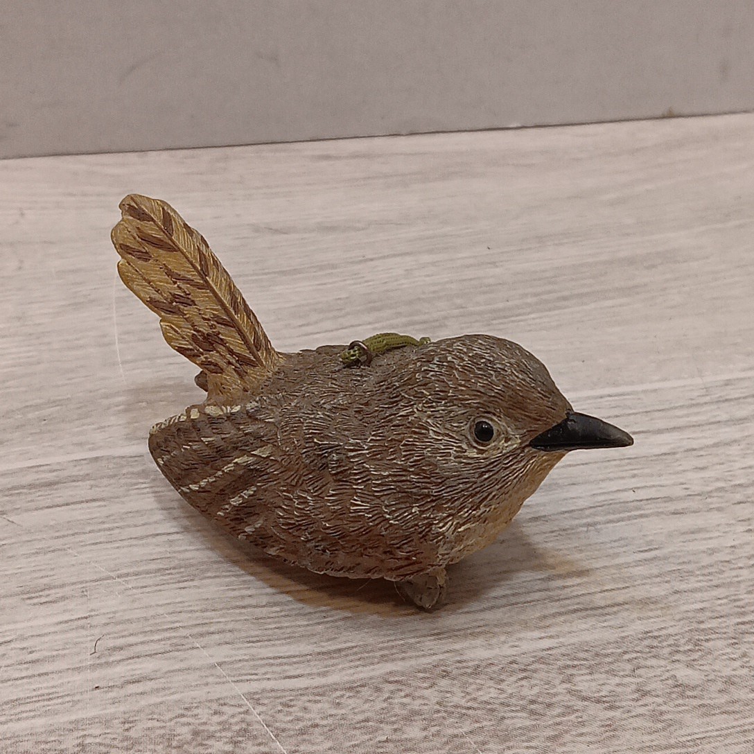 Vintage Hand-Painted Bird Figurine Small Resin Wren Style – Rustic Nature