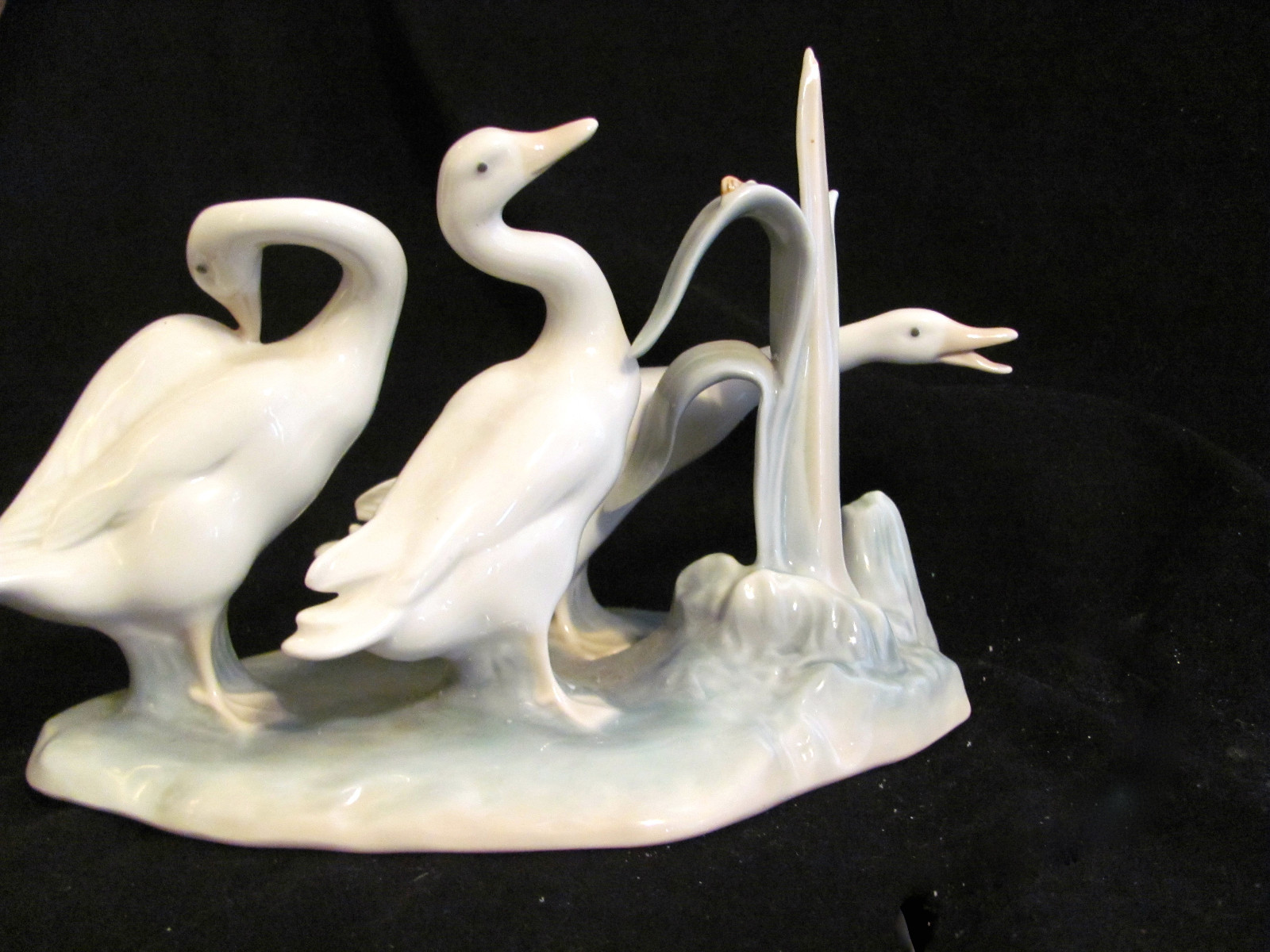Lladro “Geese Group” #4549, Retired, 3 Ducks w/Snail on Reeds, High Gloss