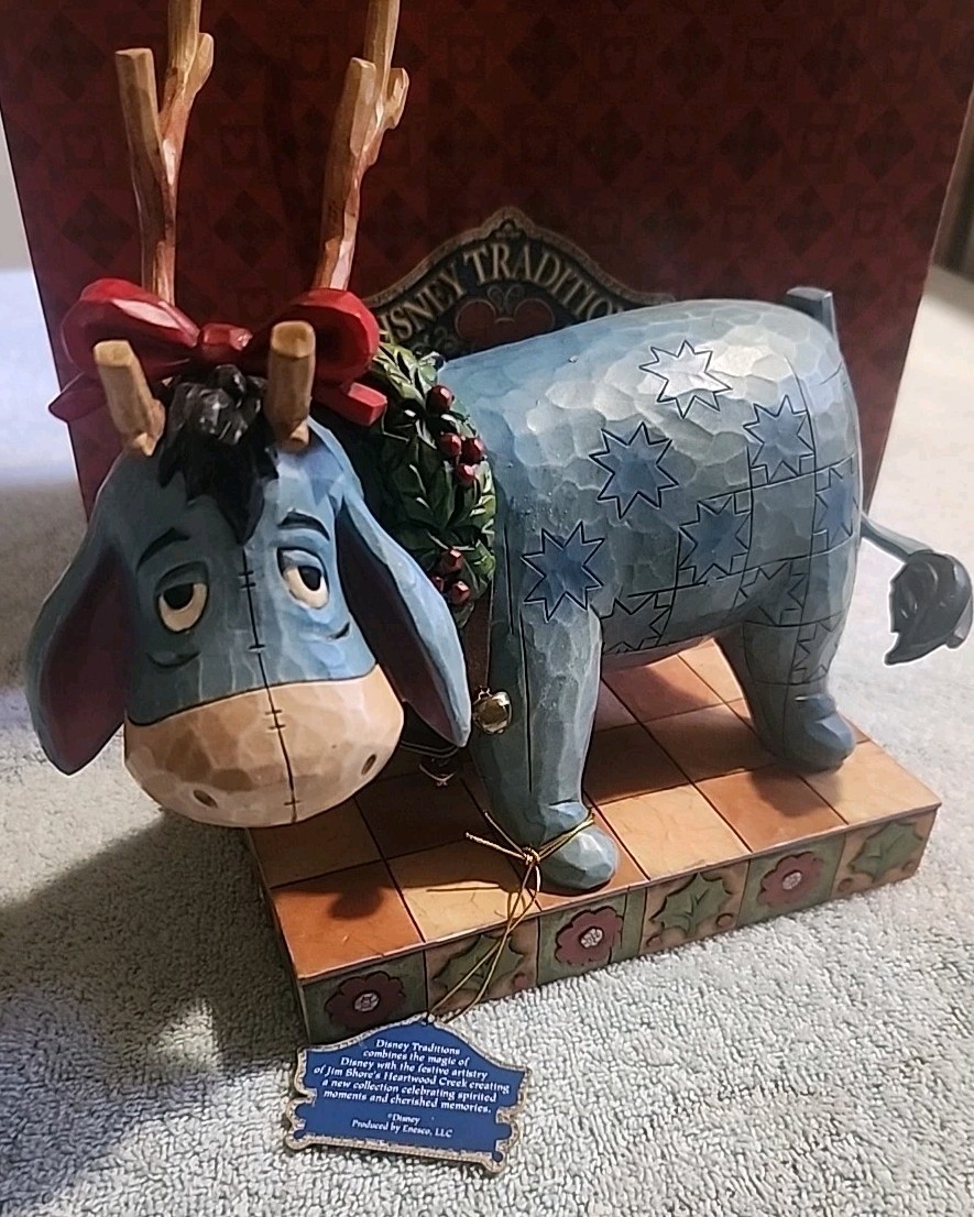 Jim Shore Walt Disney Showcase Collection Eeyore Life of the Party #4008067