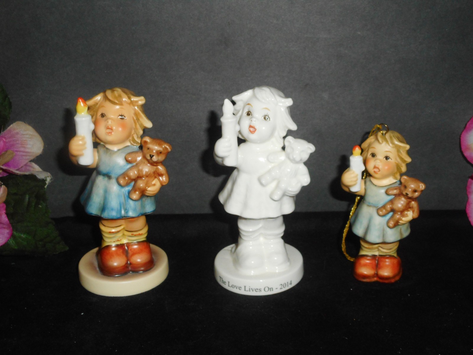 HUMMEL CHRISTMAS WISH FIGURE 2094 + LOVE LIVES ON WHITE & MATCHING ORNAMENT MIB