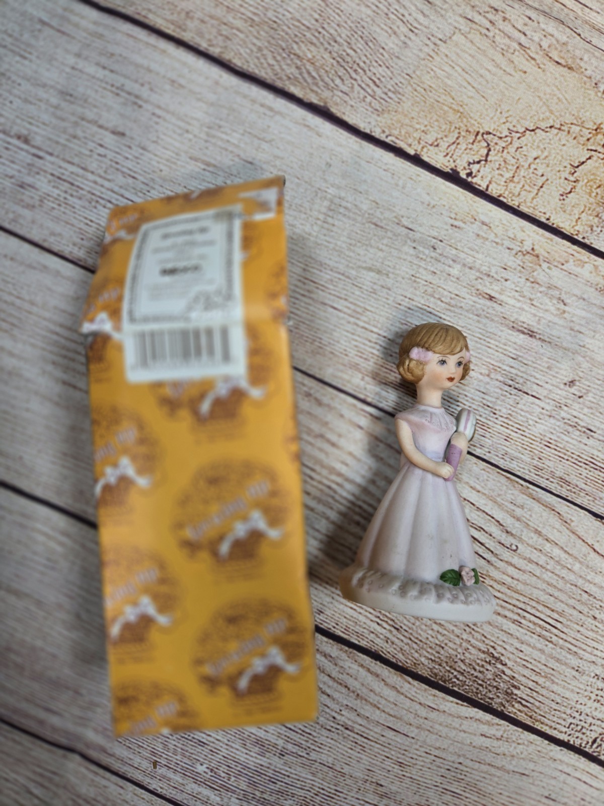 ENESCO Growing Up Birthday Girls Porcelain Figurine Age 5 Brunette Hair Tag box