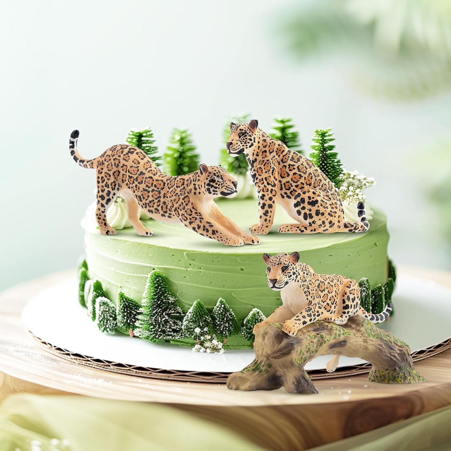 Toymany 7PCS Leopards Figurines with Leopards Cub and Tree Trunk, Realistic Jung