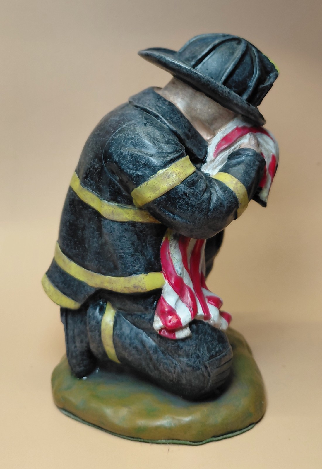 “9/11 Firefighter Enduring Spirit” Memorial Figurine-2002