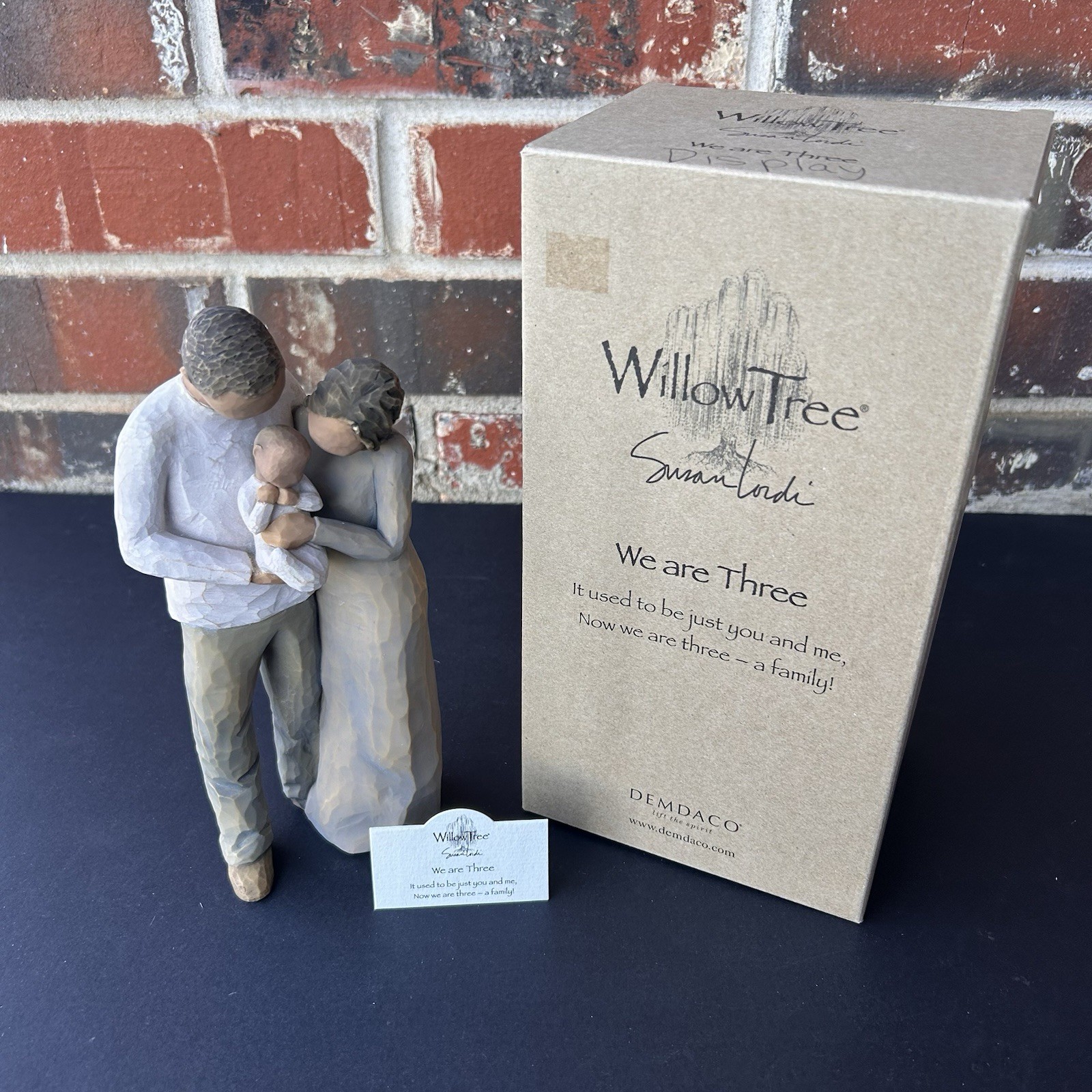 Willow Tree “We Are Three” Family Figurine 2013 Susan Lordi Demdaco Family Read