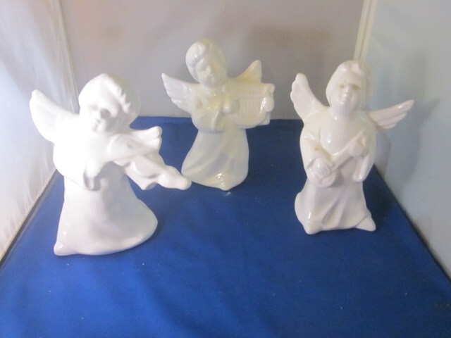 Adorable Trio of White Glazed Porcelain Musical Cherub/Angels 6 3/4 Inches, 1992
