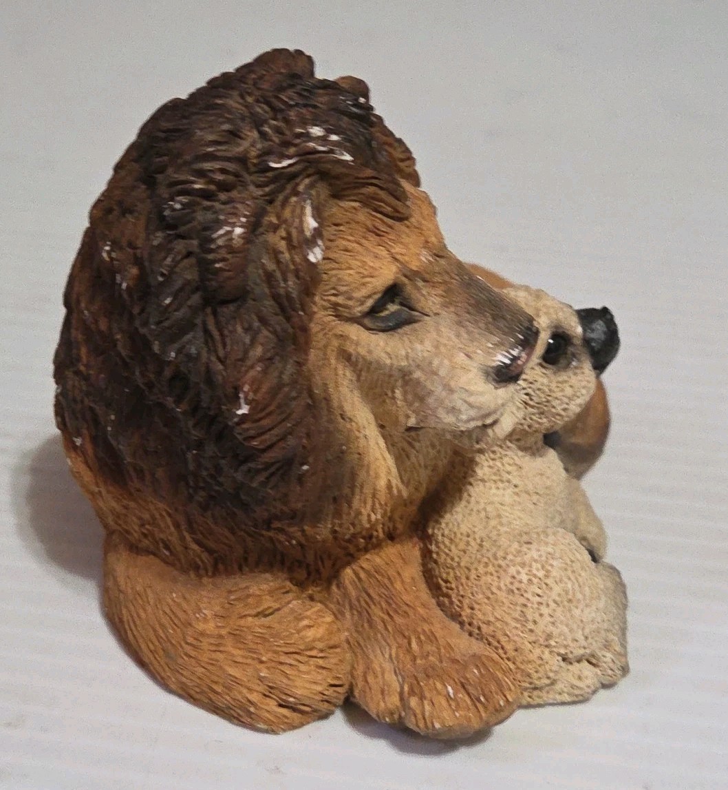 Vintage Stone Critters Lion With Lamb Figurine Made in USA 1987 4.5″ L 3.5″ H