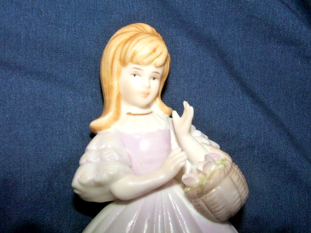 Vtg Lenwile Ardalt Verithin Porcelain GIRL 6″T Potpourri Holder Lavender #6745