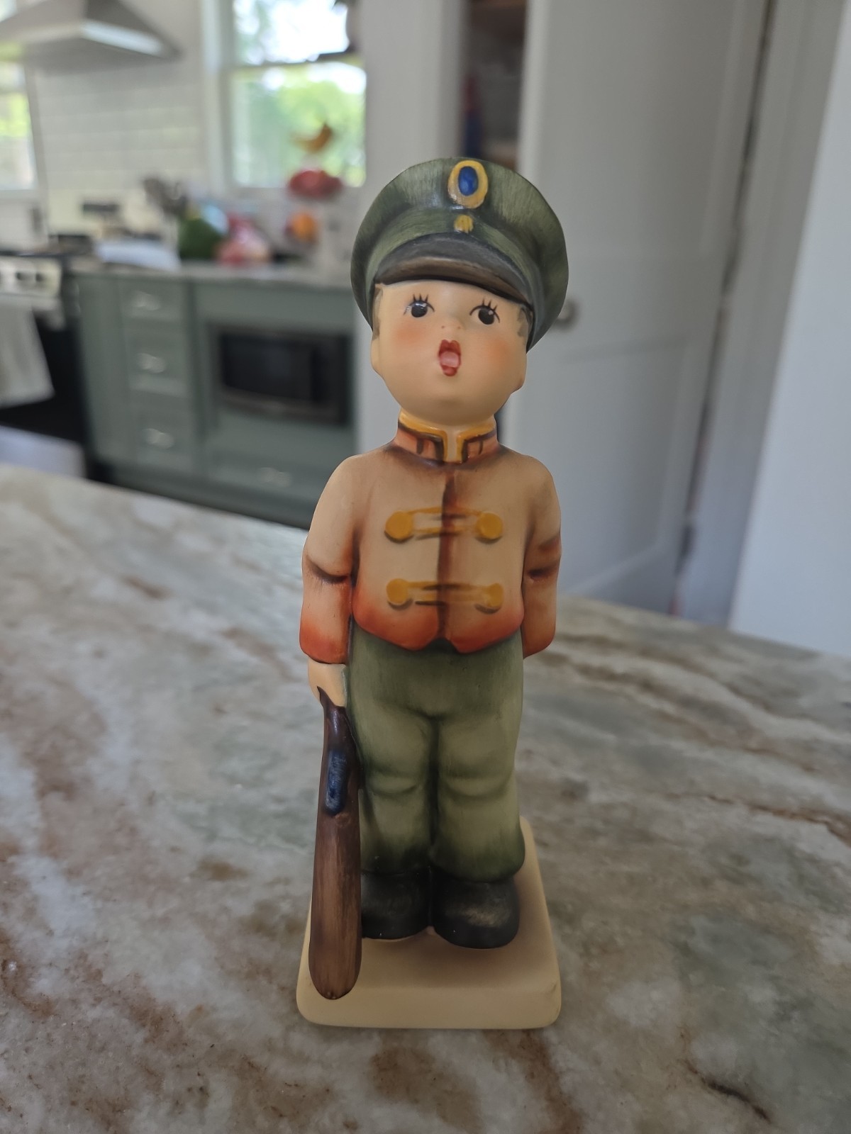 Vintage Hummel Goebel Figurine TMK-5 The Last Bee, “SOLDIER BOY” 5.5″