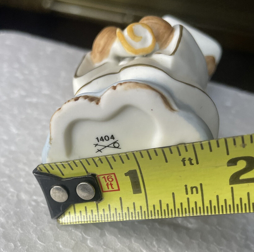 Vintage Homco Porcelain Graduation Bear Figurine Made In Sri Lanka #1404