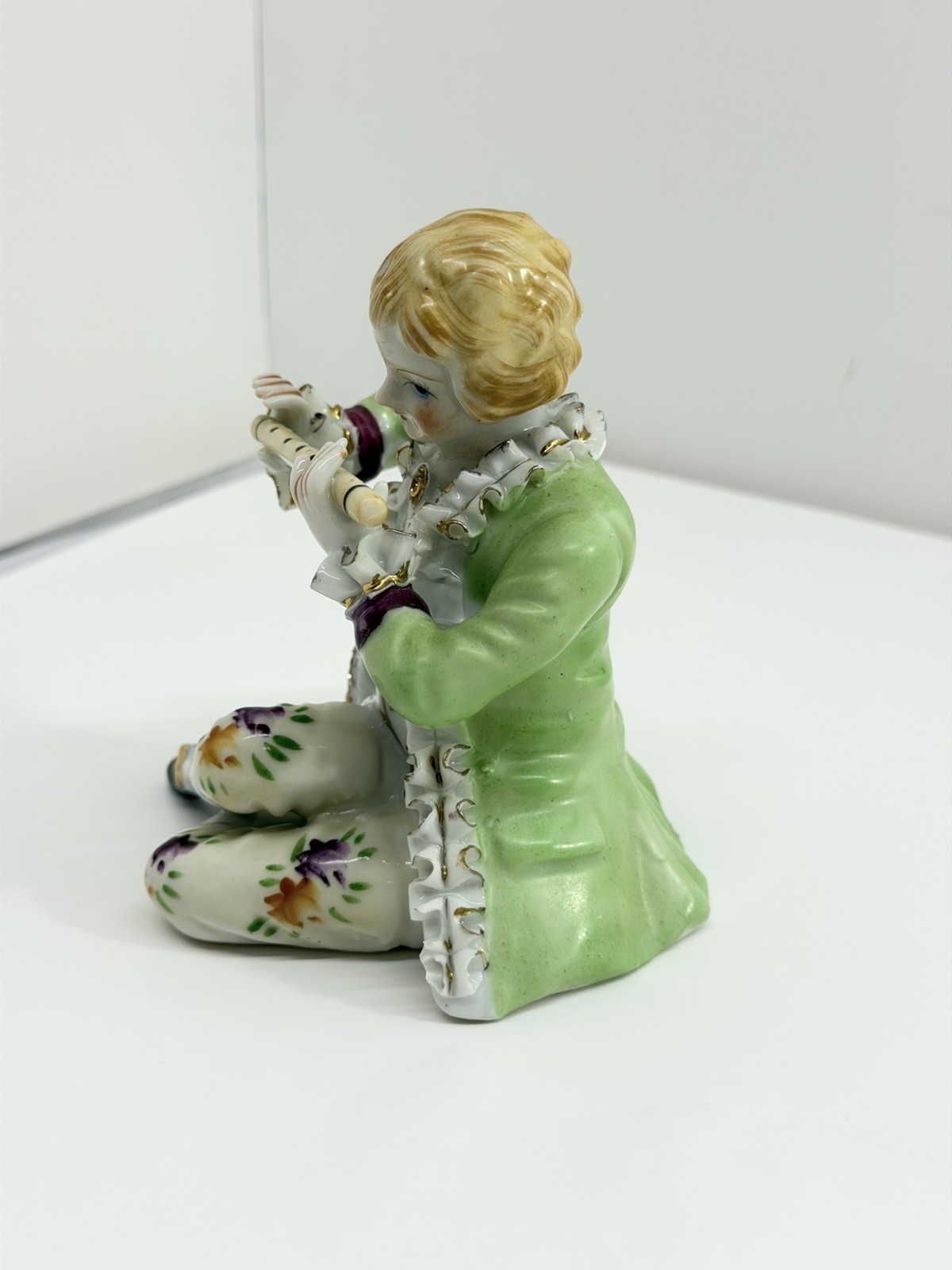 Vintage Made in Japan Porcelain Boy Playing Flute Figurine Green Coat 5” Gold T