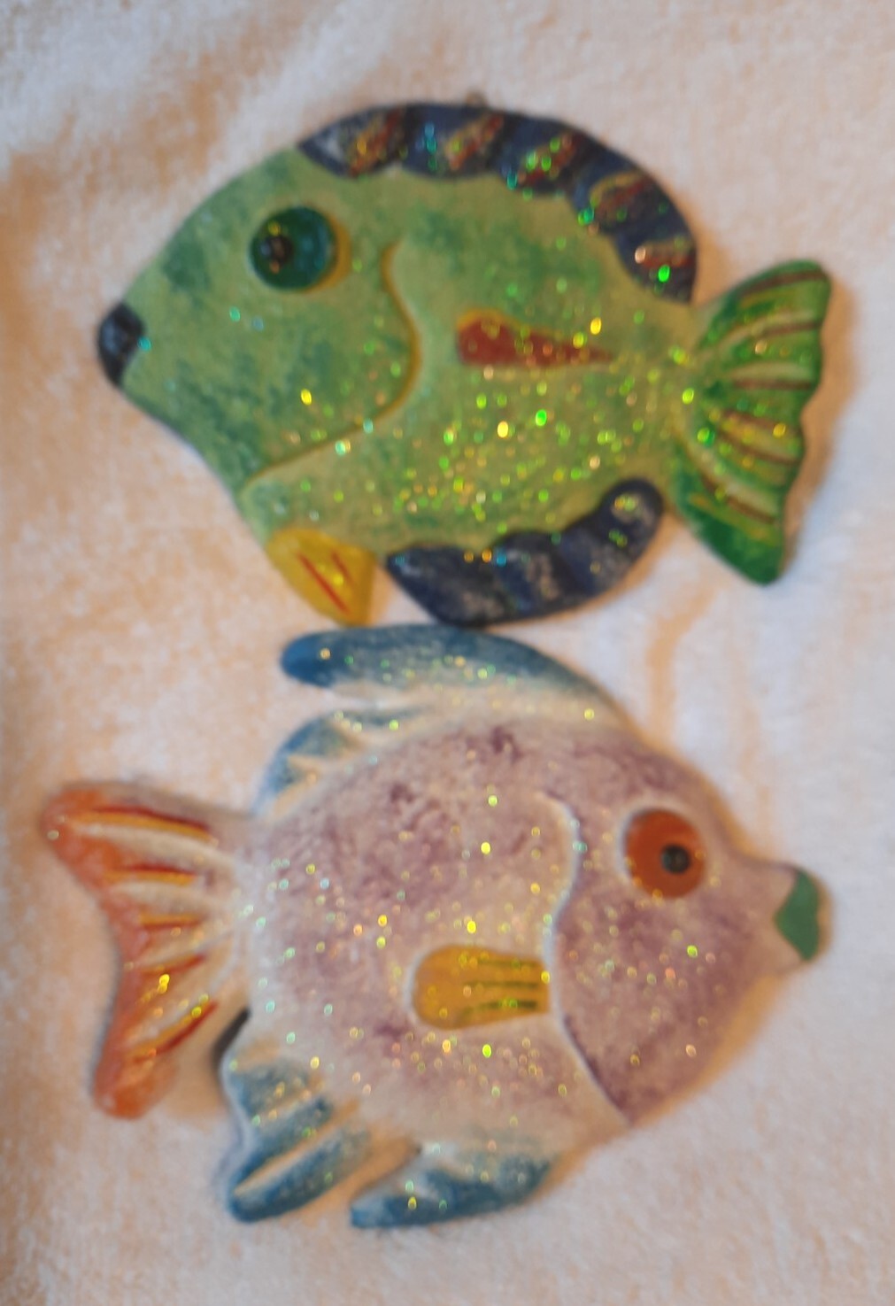 Decorative Collectibles Ceramic Wall Glitter Fish Plaques 2 Colorful Fish