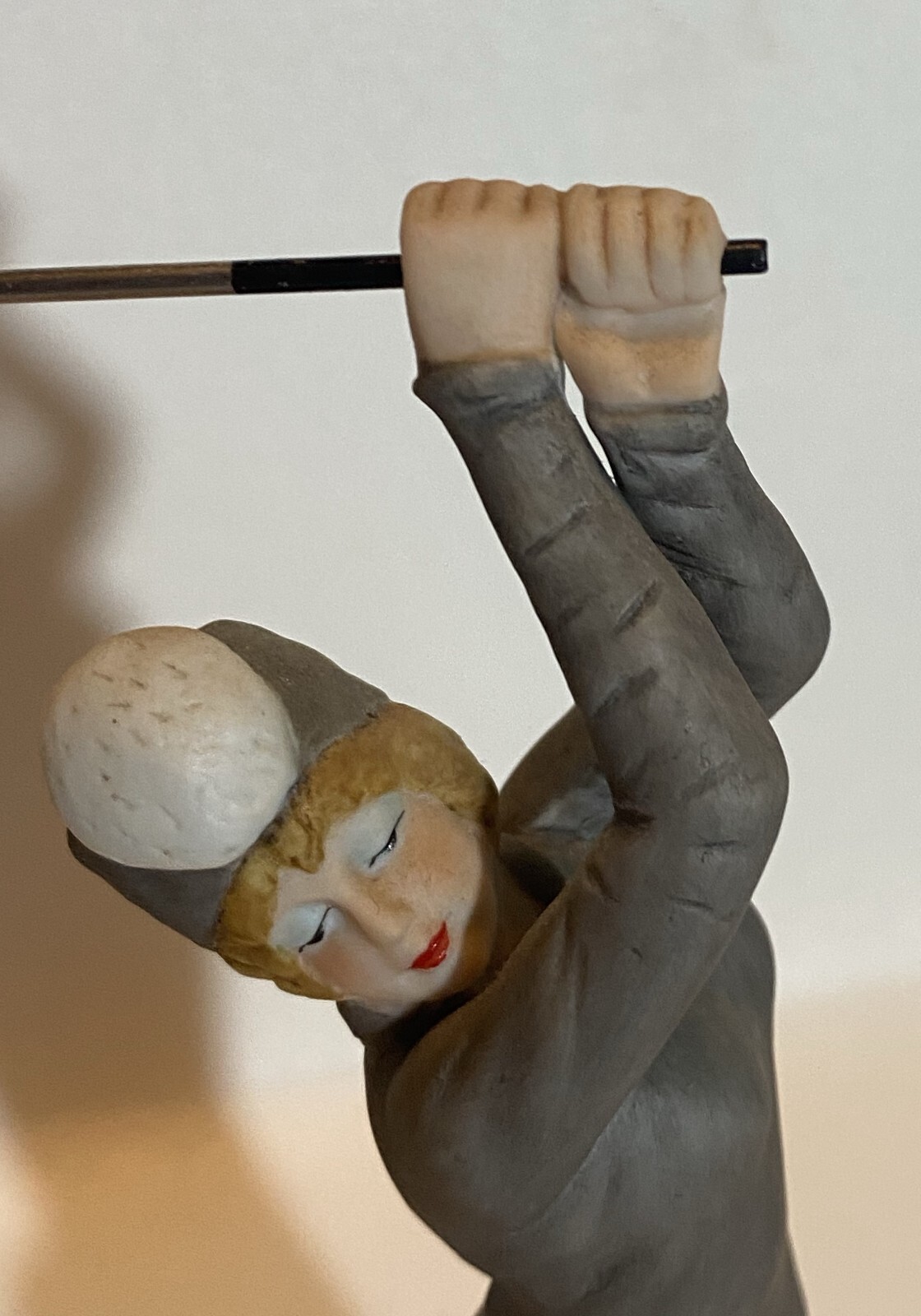 Le Golf by Louis Icart 1913 Female Golder Porcelain Figurine Ltd Edt 1861/7500
