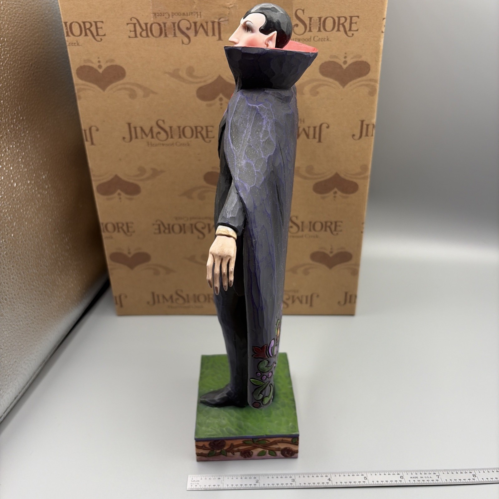 Jim Shore 2007 LOVE AT FIRST BITE Vampire Dracula Retired 12″ Halloween Figure