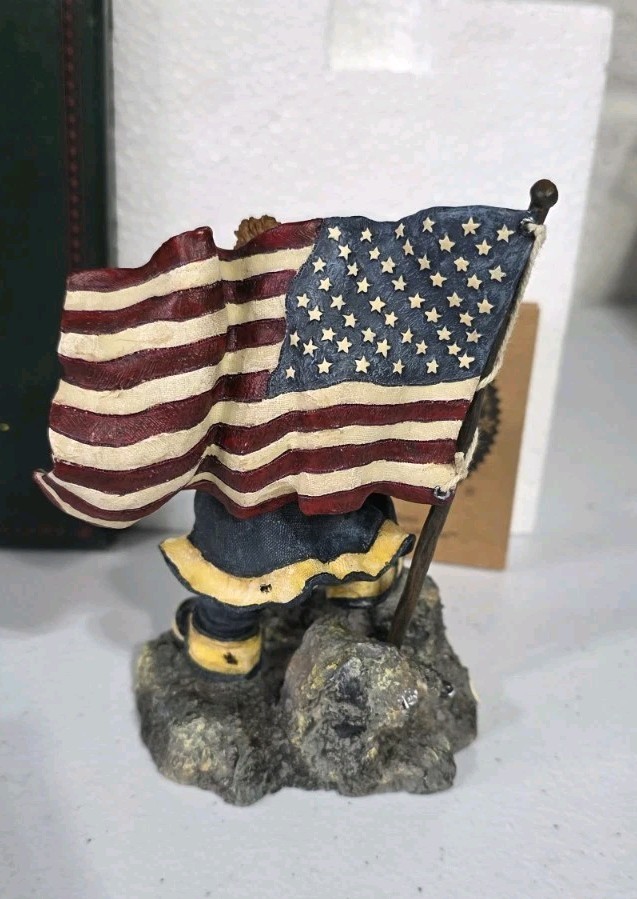 Boyds Bears OUR AMERICAN HERO…STRENGTH DEDICATION & COURAGE 227791 New