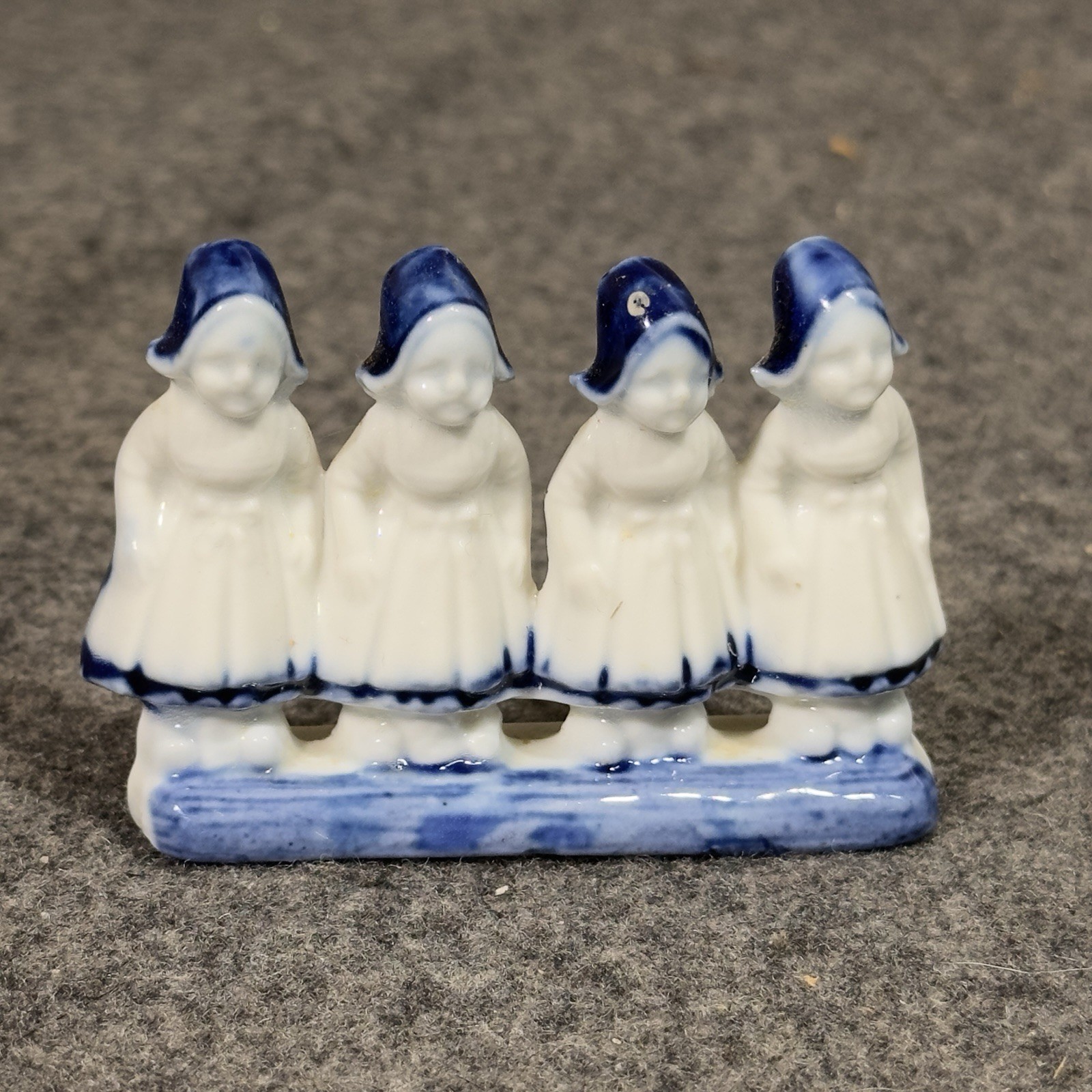 Vintage 4 Dutch Women Delft Milk Maids Blue White Figurine 3″ Unmarked