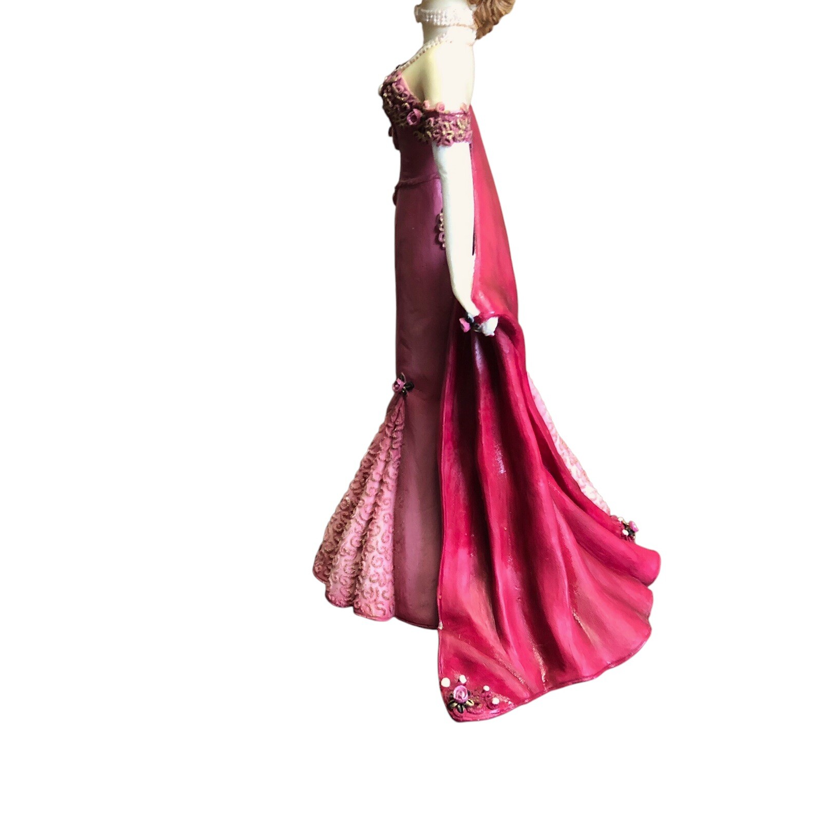 Heaven Sent Lady in Red Figurine Limited Edition of 5000 made 10 in