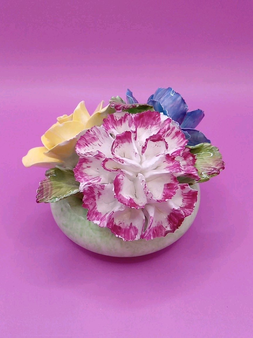 DENTON Best China “FLOWER ARRANGEMENT” Hand Molded 4″ Bowl – Vase ENGLAND