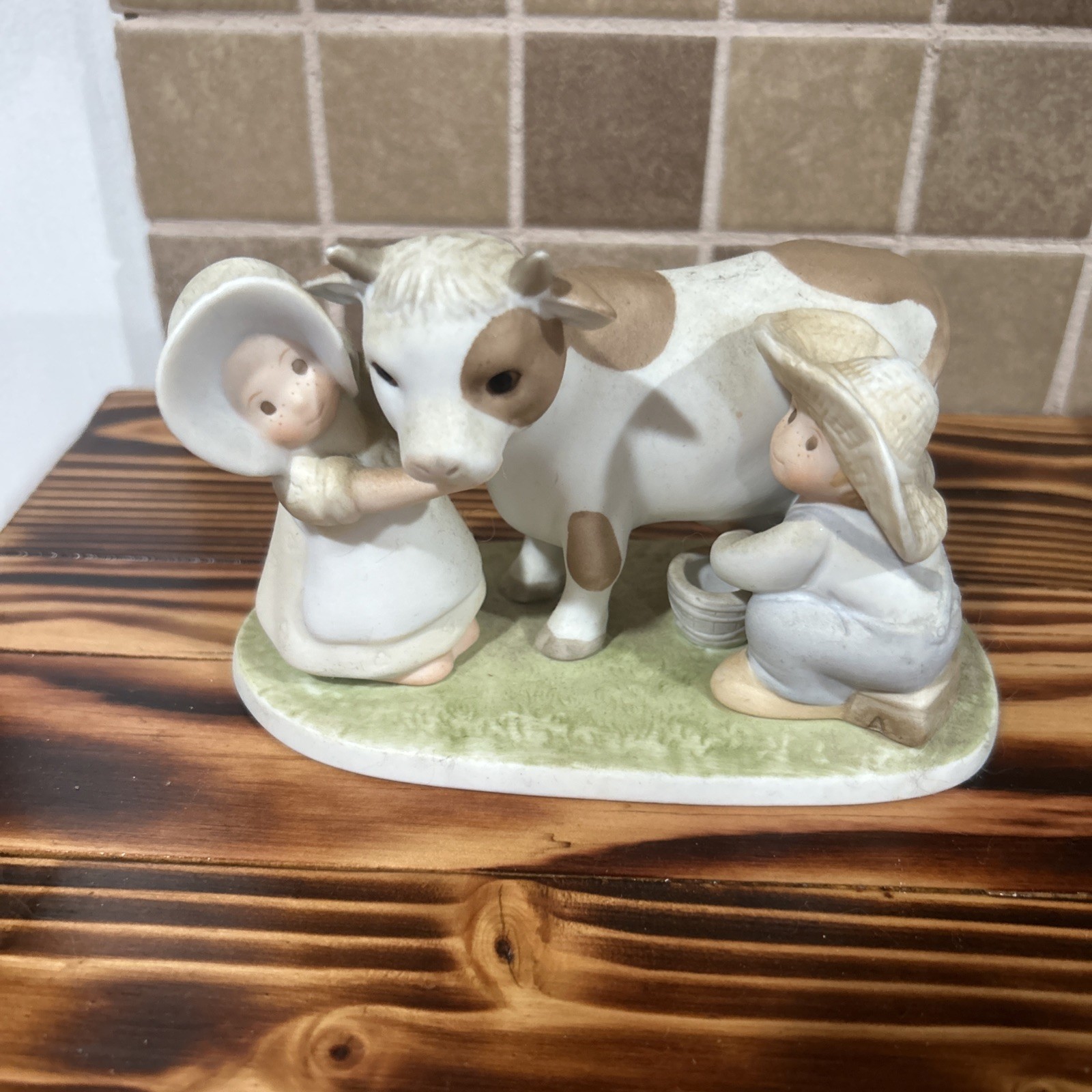 Lot Of 7 Vintage HOMCO, by Masterpiece Circle of Friends