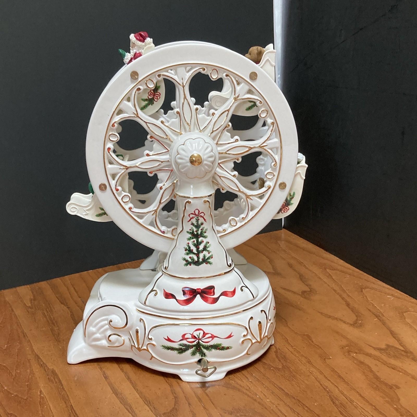 Ceramic Christmas Ferris Wheel Figurine Santa Claus White Gold Trim 3D Effect