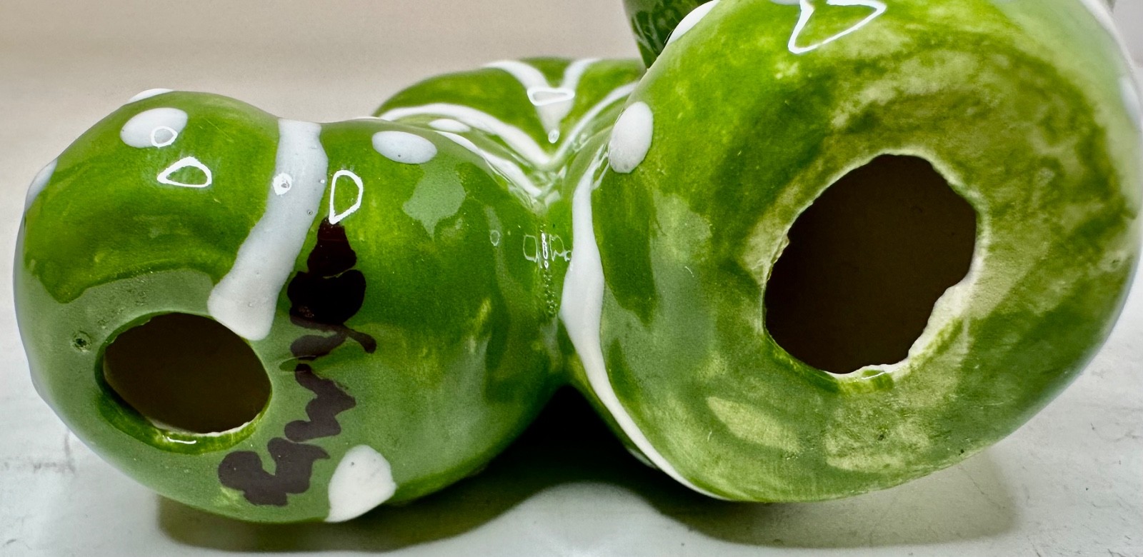 Smiling Happy Ceramic Inch Worm Sawyer 3 in