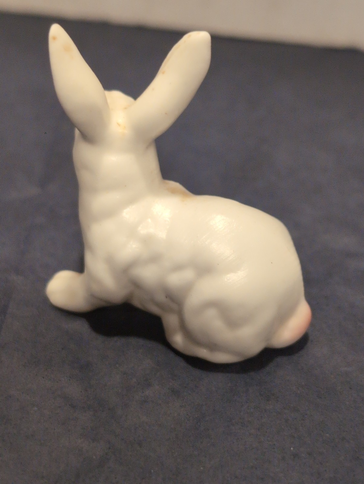 Miniature White Rabbits Vintage, Classic, Kitschy, Granny Core, 2 ‘ Ceramic