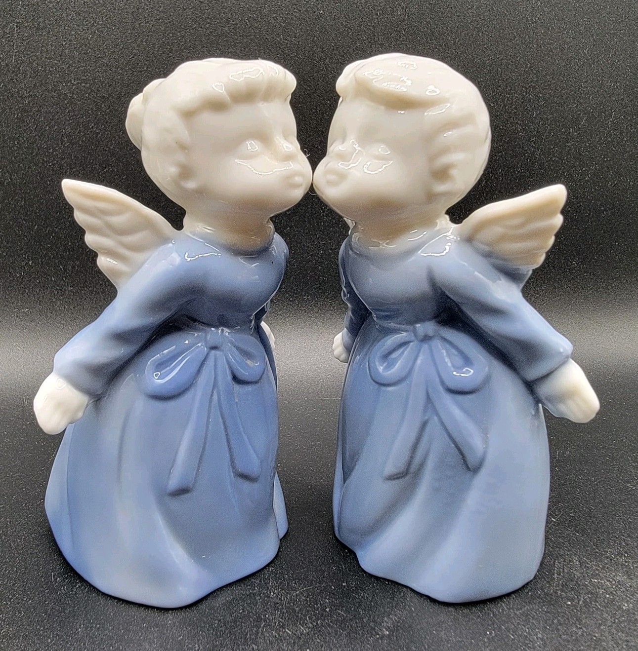 Lego Japan Fine Quality Kissing Boy And Girl Angel Blue 3.5 Inch Porcelain