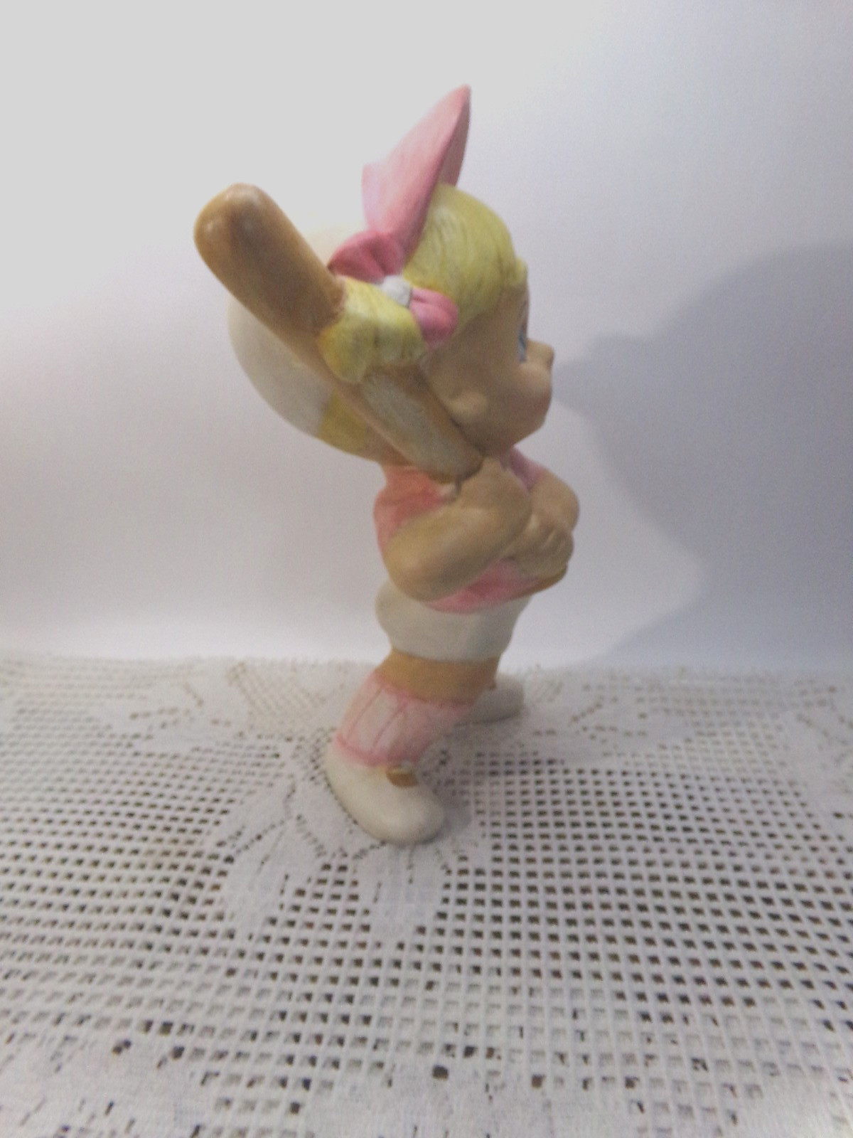 VINTAGE ATLANTIC SMILEY SOFTBALL GIRL WITH BAT 11″ TALL HALLMARK + 1974
