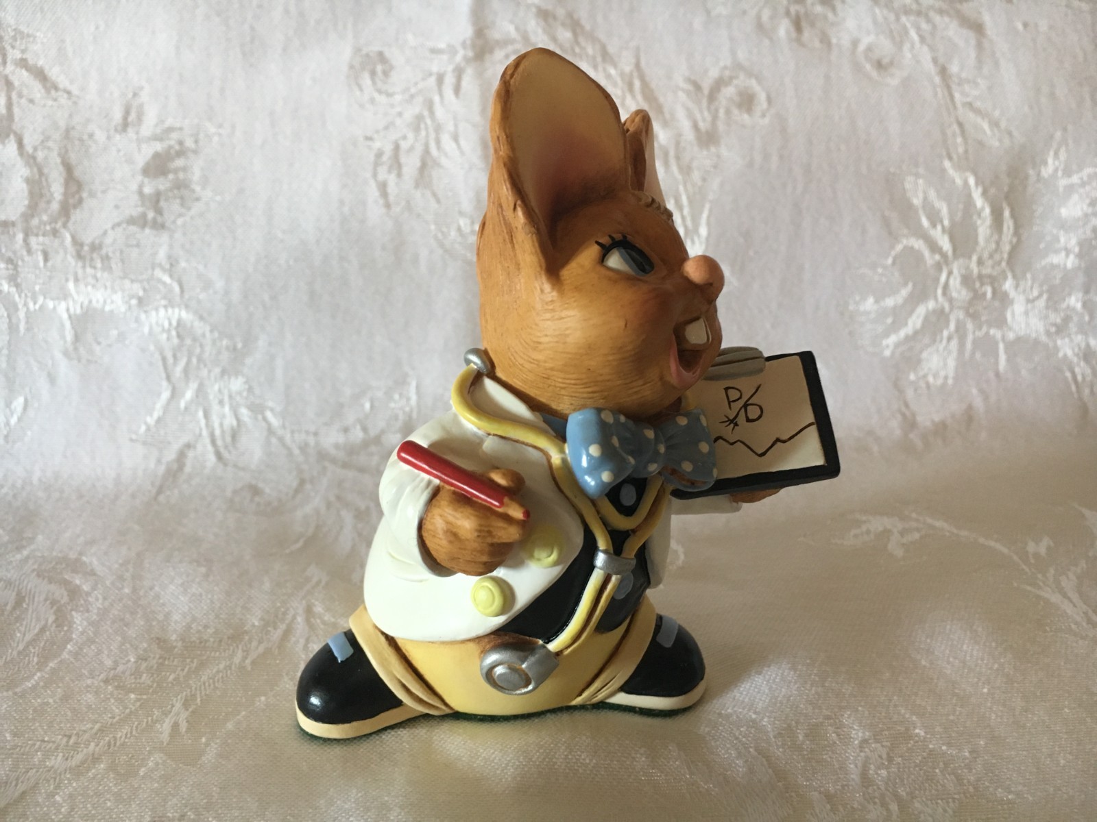 Pendelfin Stoneware Rabbit Doc ~ Handpainted ~ England ~ NOS