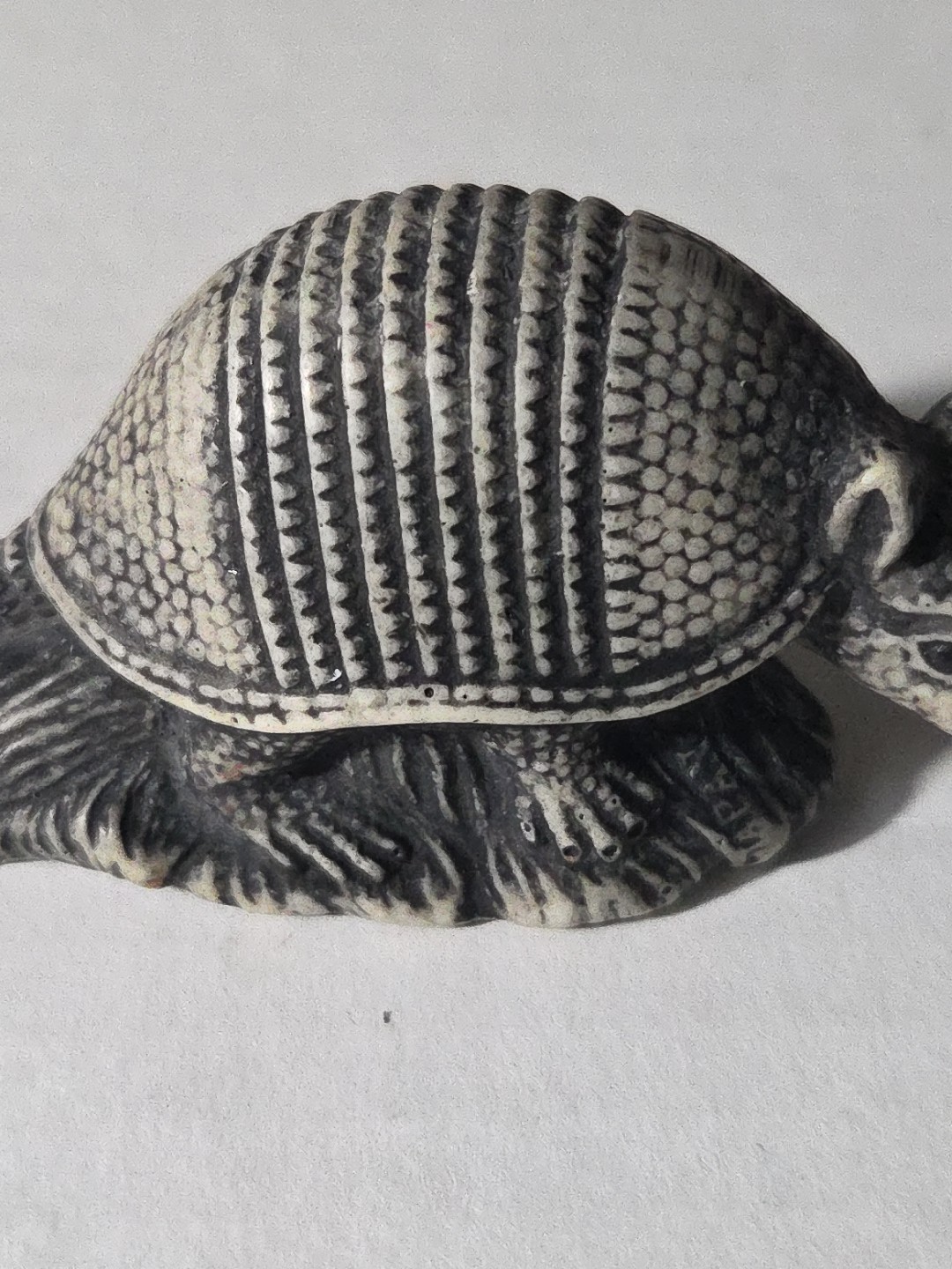 Vintage ARMADILLO Figurine Japan 3.25″ x 1.75″ x 1.5″
