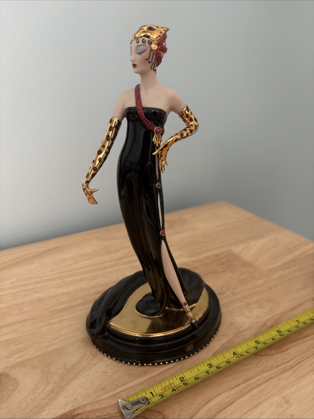 Untamed Beauty House of Erte,Franklin Mint. A4104. Sevenarts Ltd. Broken Fingers