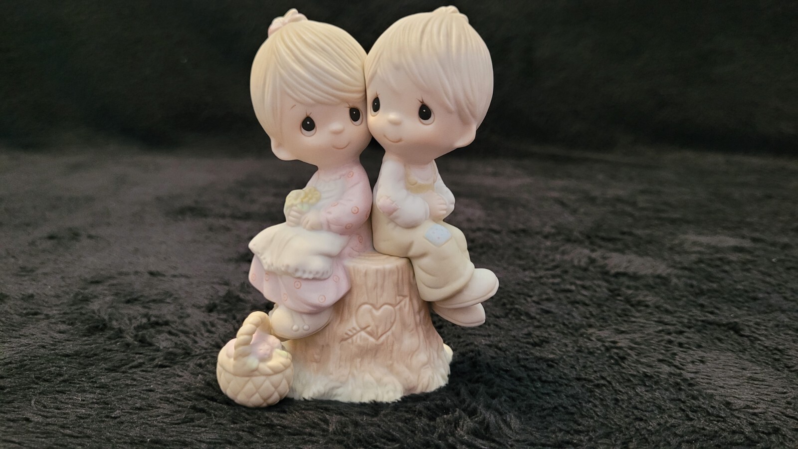 Enesco Precious Moments Love One Another Figurine Jonathon and David 1976 E1376